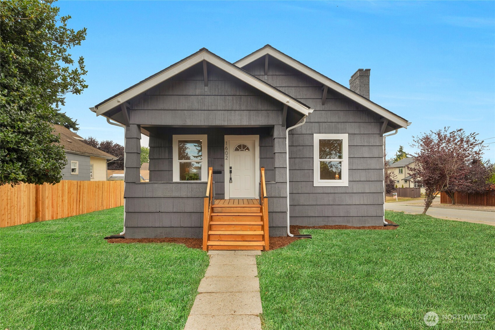 1602 Baker Ave, Everett, WA 98201