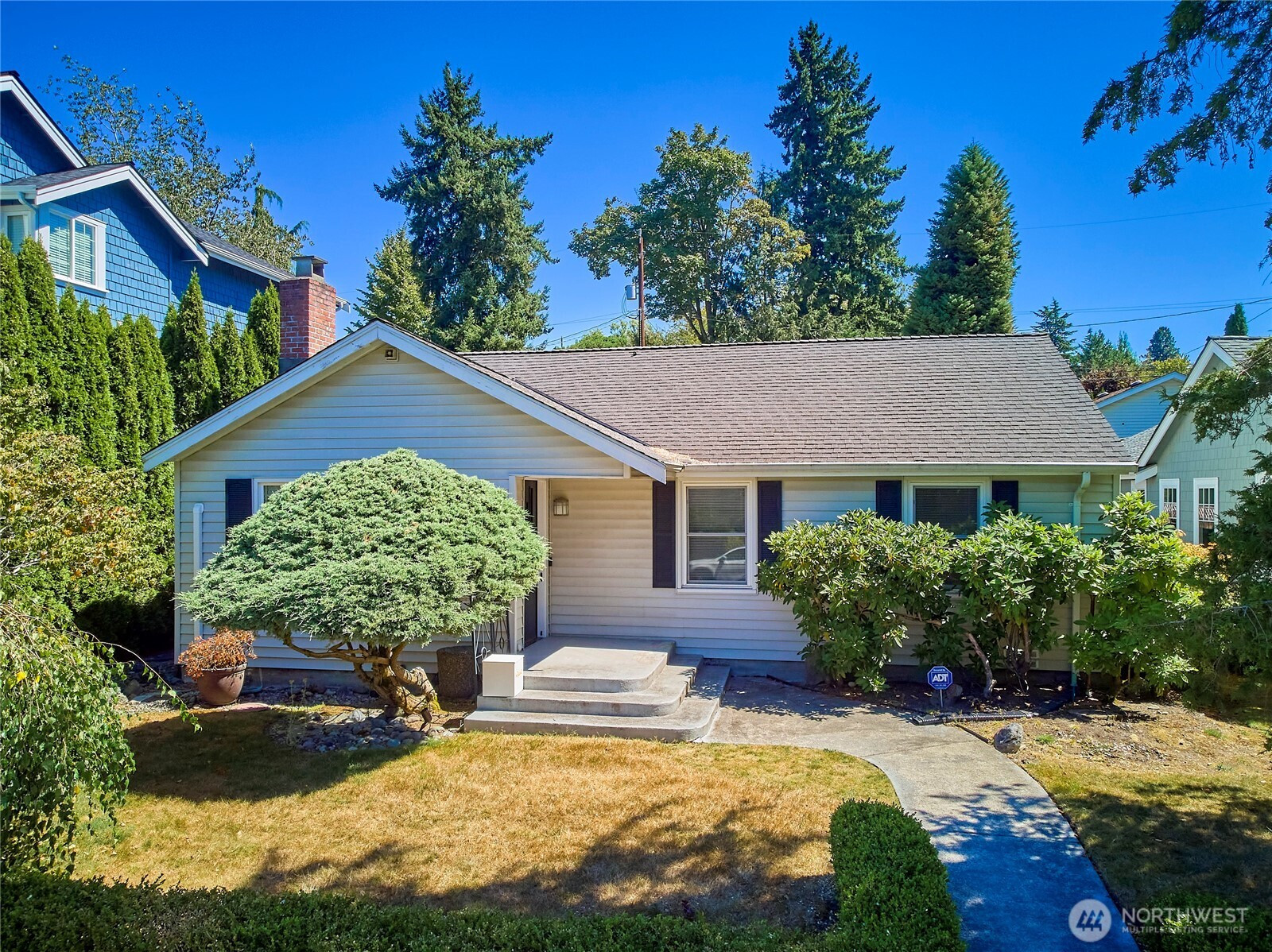 5806 56th Avenue NE, Seattle, WA 98105