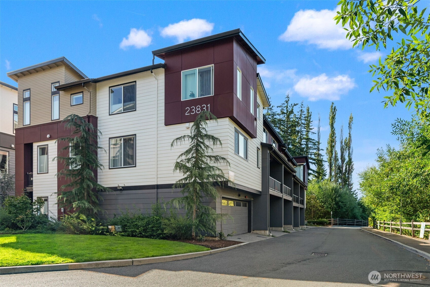 23831 5th Avenue SE, Bothell, WA 98021