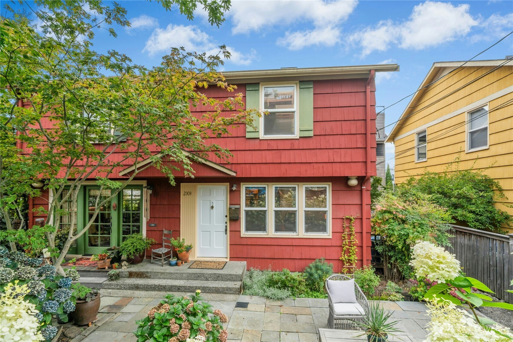 2303 Minor Avenue E, Seattle, WA 98102