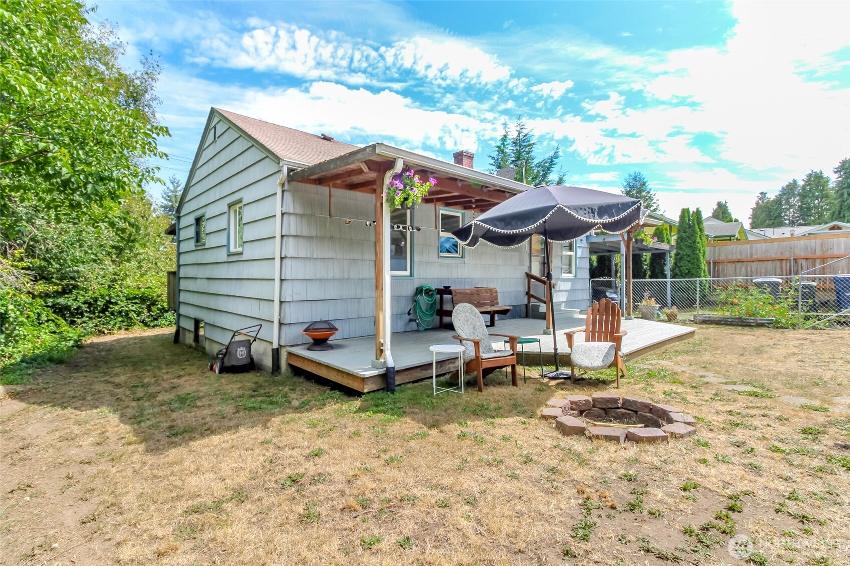 13217 1st Avenue S, Burien, WA 98168