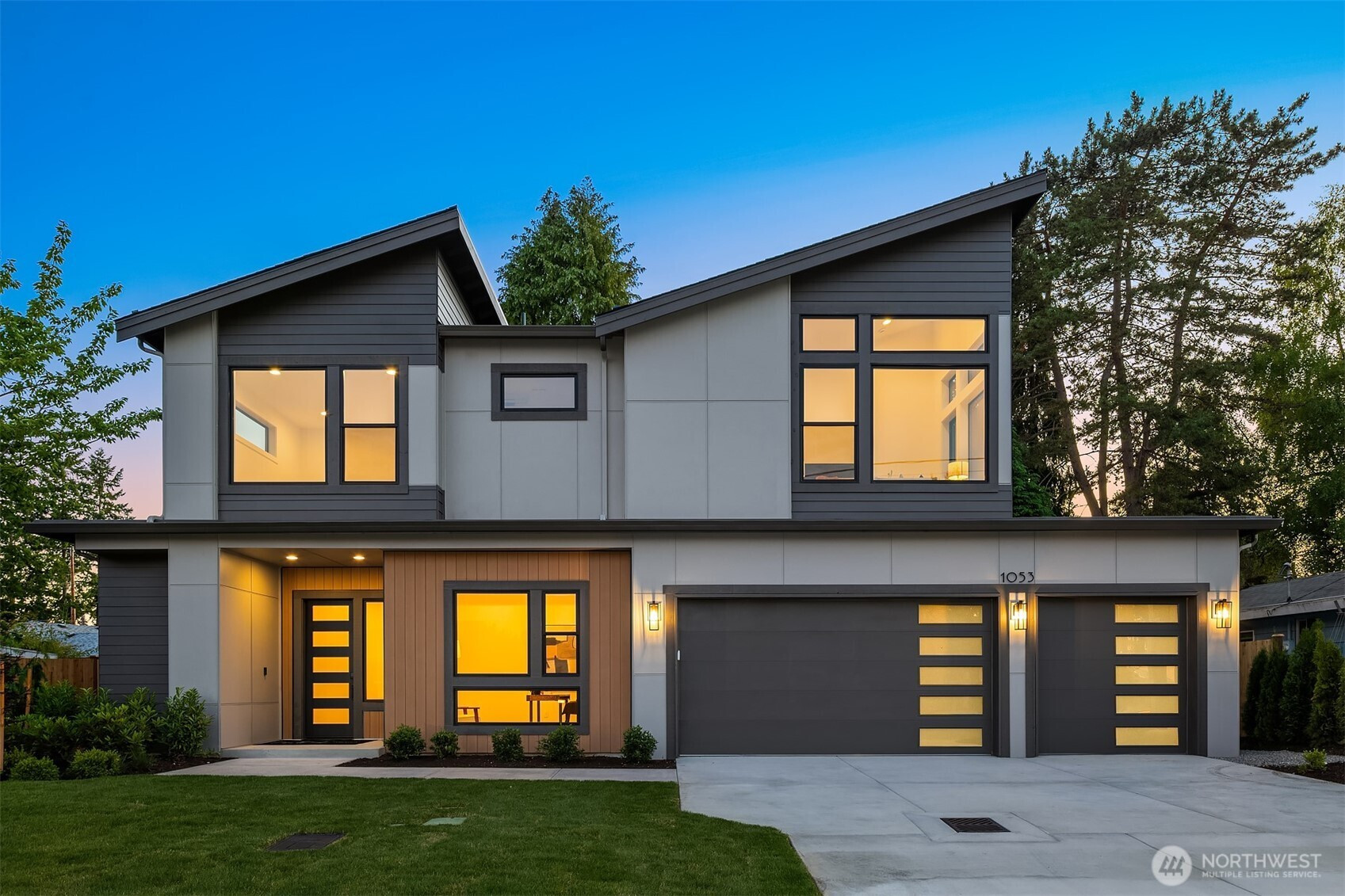 1053 160th Avenue SE, Bellevue, WA 98008