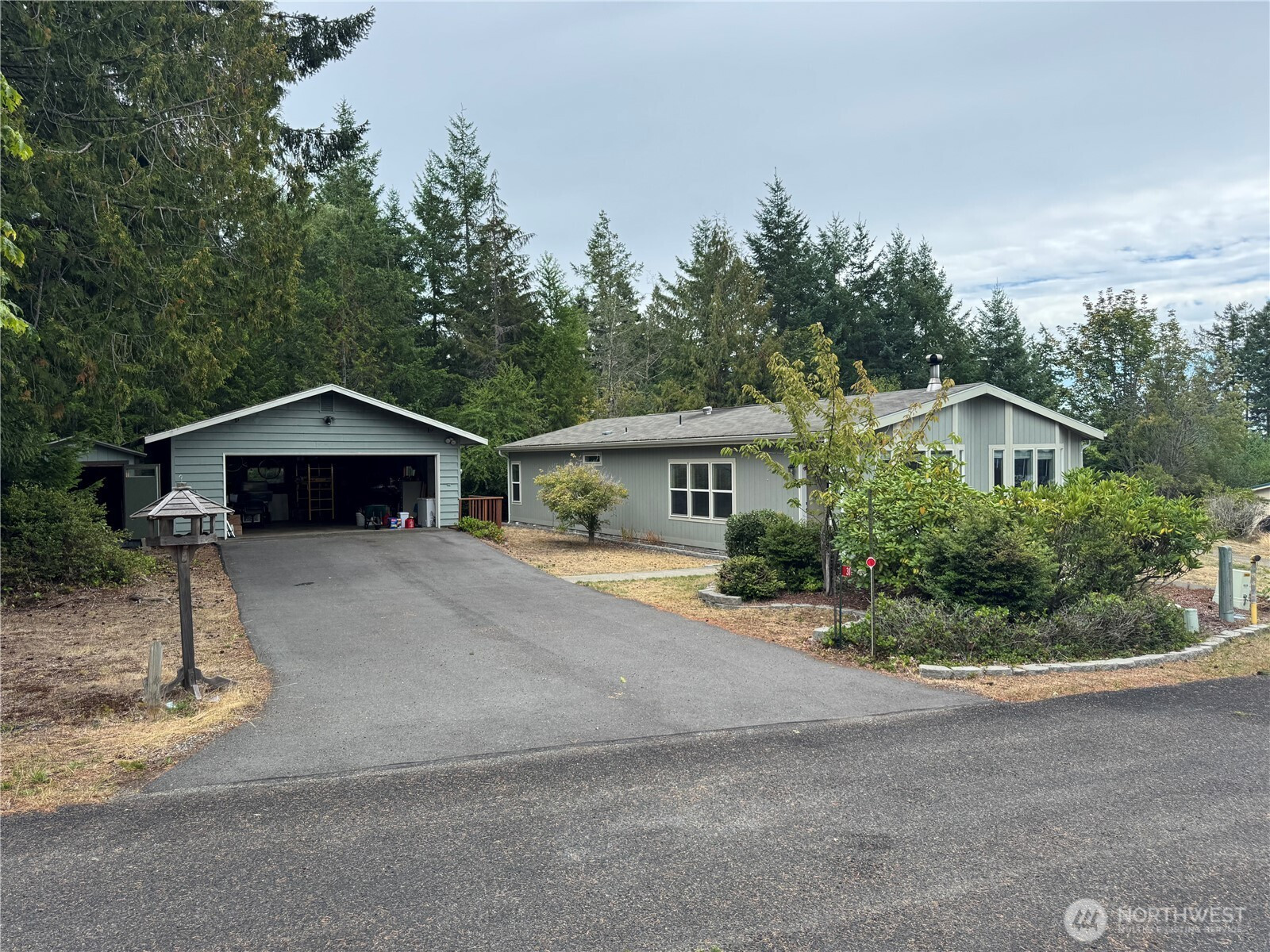 31 Hood Place, Brinnon, WA 98320