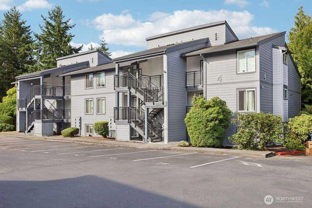 2503 NE 4th Street, Renton, WA 98056