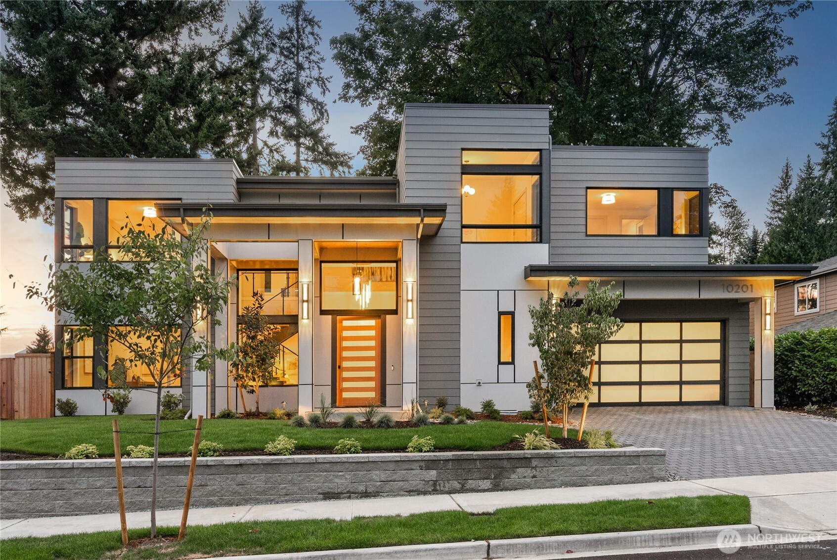 10201 114th Place NE, Kirkland, WA 98033