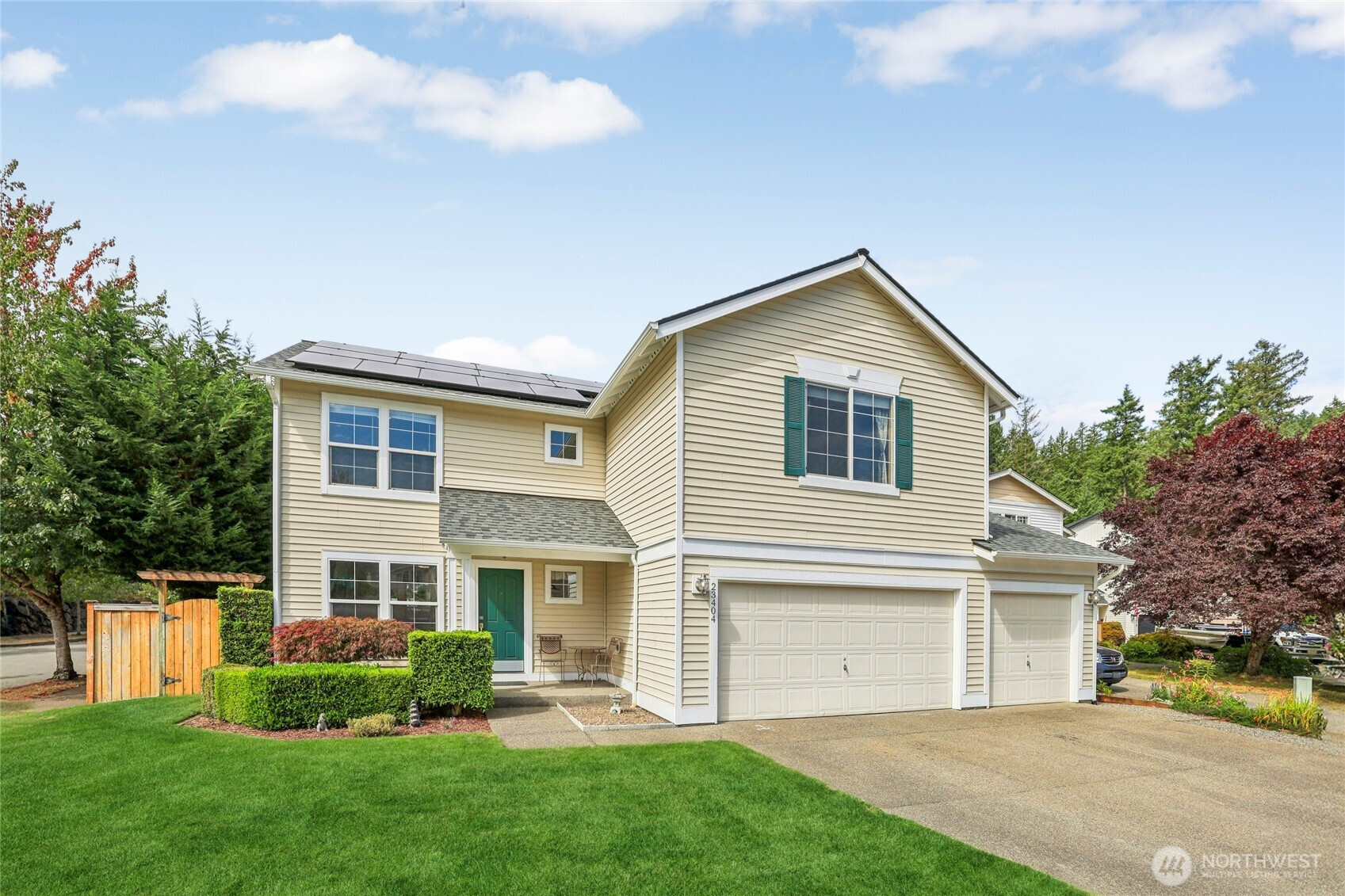 23404 SE 261st Court, Maple Valley, WA 98038