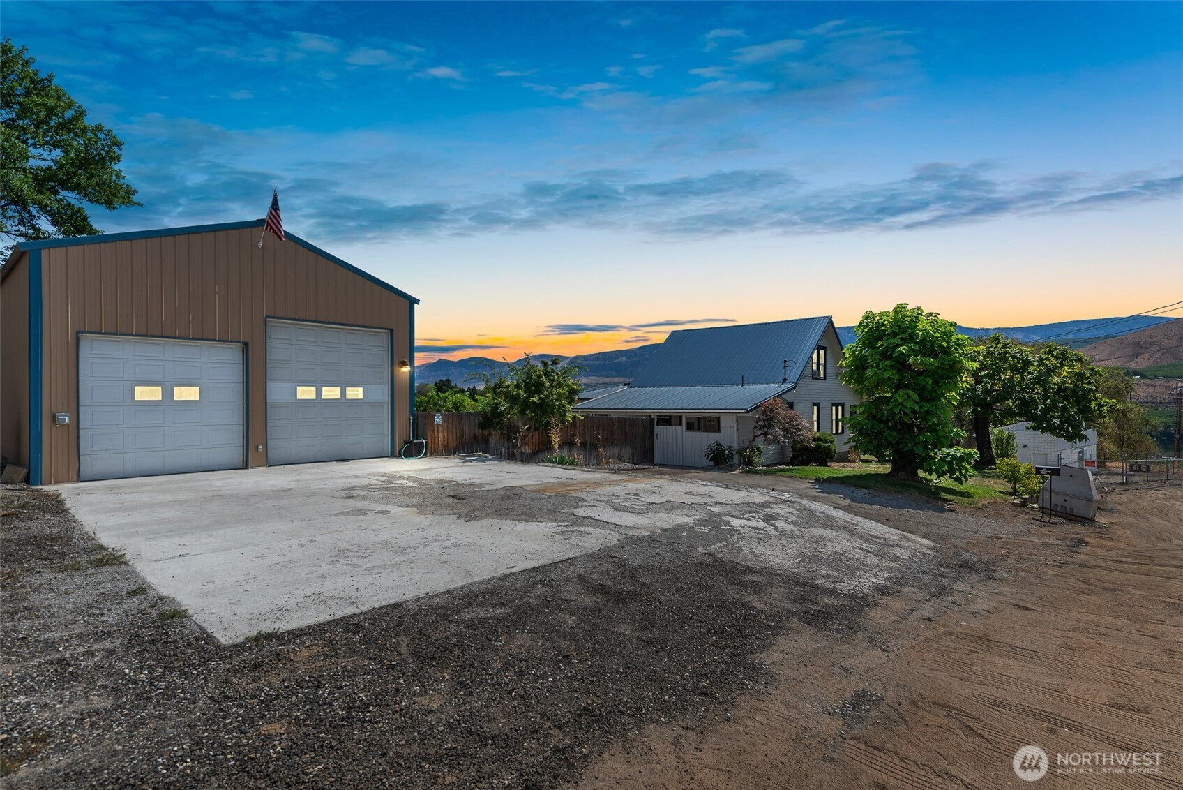 889 S Kentucky, East Wenatchee, WA 98802