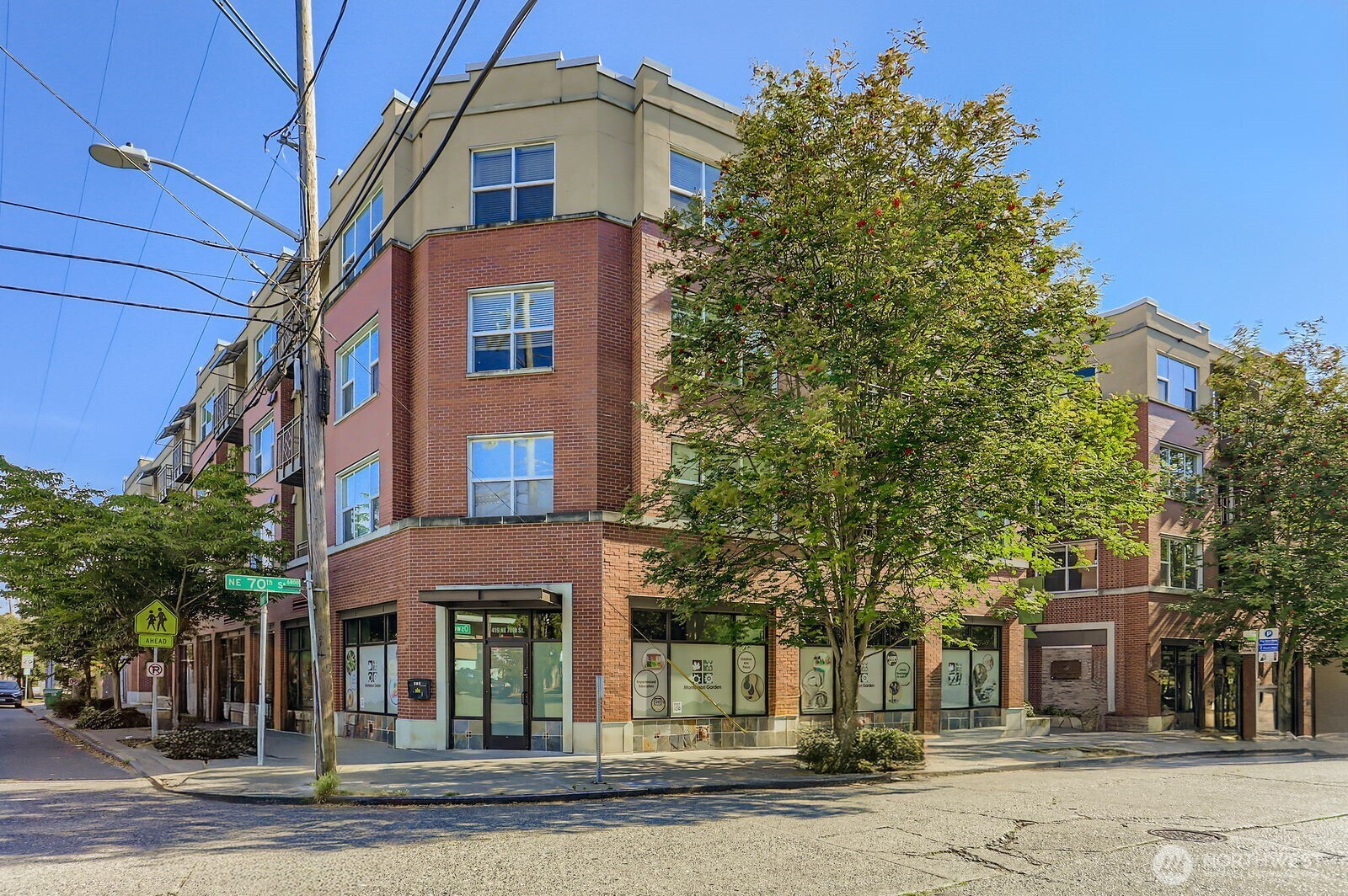 413 NE 70th Street, Seattle, WA 98115