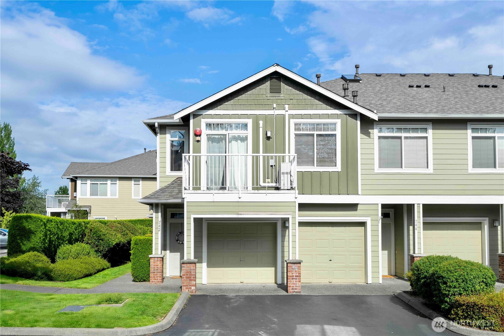 740 241st Lane SE, Sammamish, WA 98074