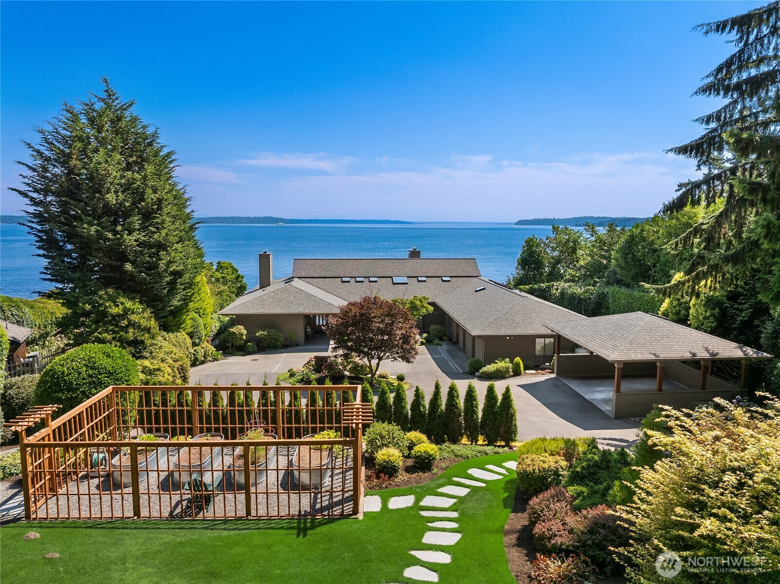 1850 Beans Bight Road NE, Bainbridge Island, WA 98110