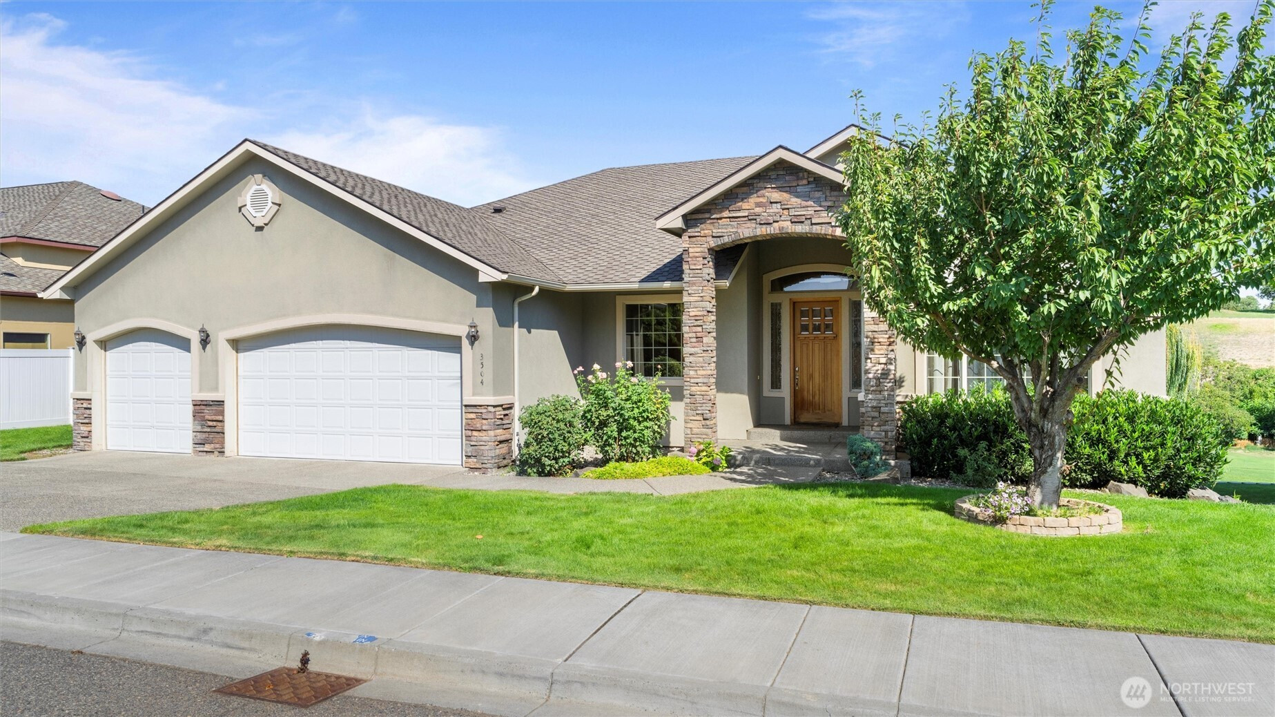 3504 W 34th Ave., Kennewick, WA 99337