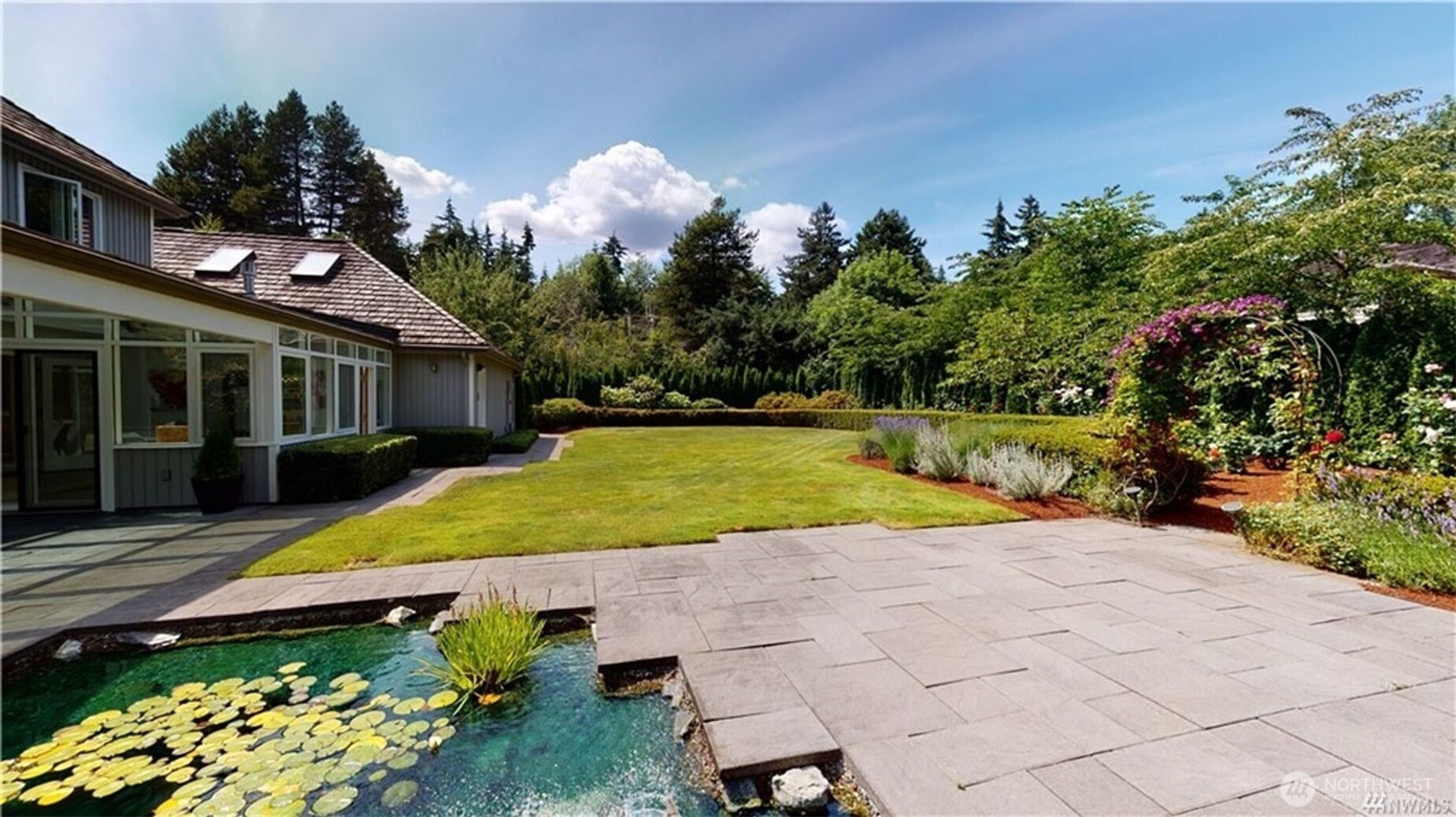 7634 NE 12th Street, Medina, WA 98039