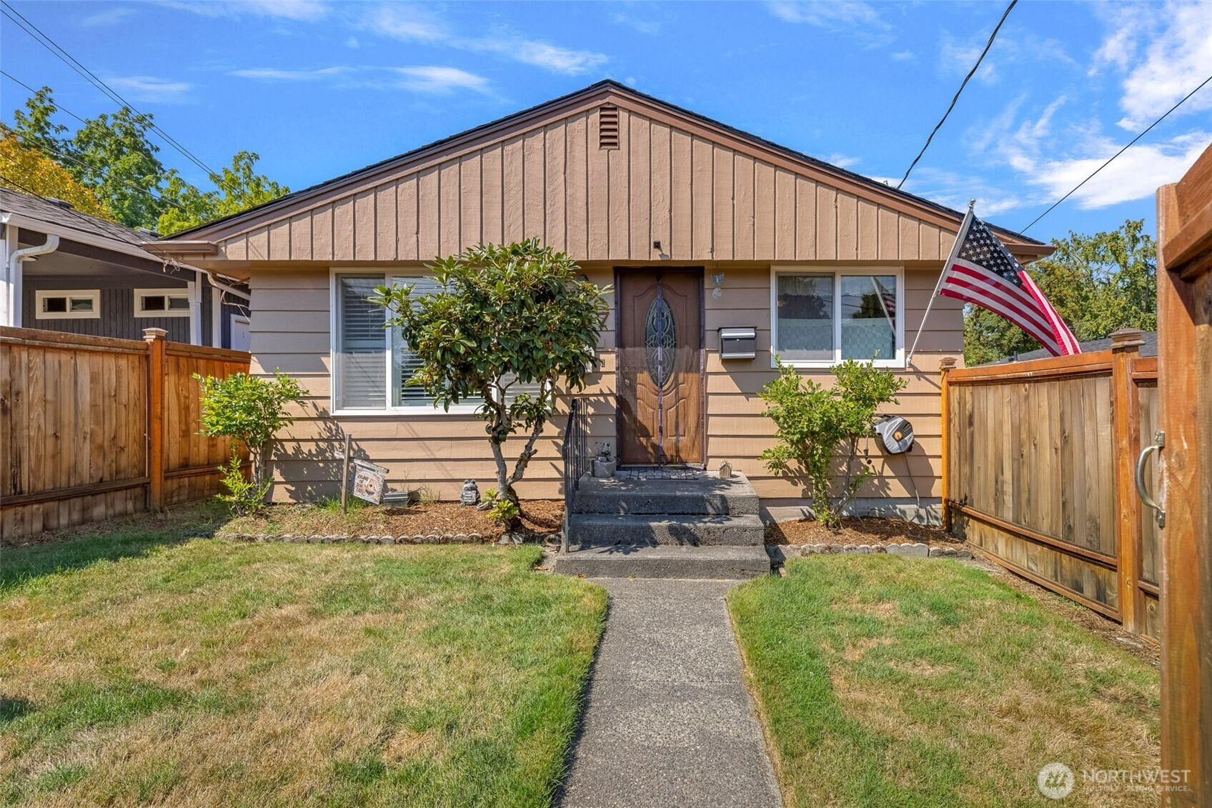 7917 10th Avenue SW, Seattle, WA 98106