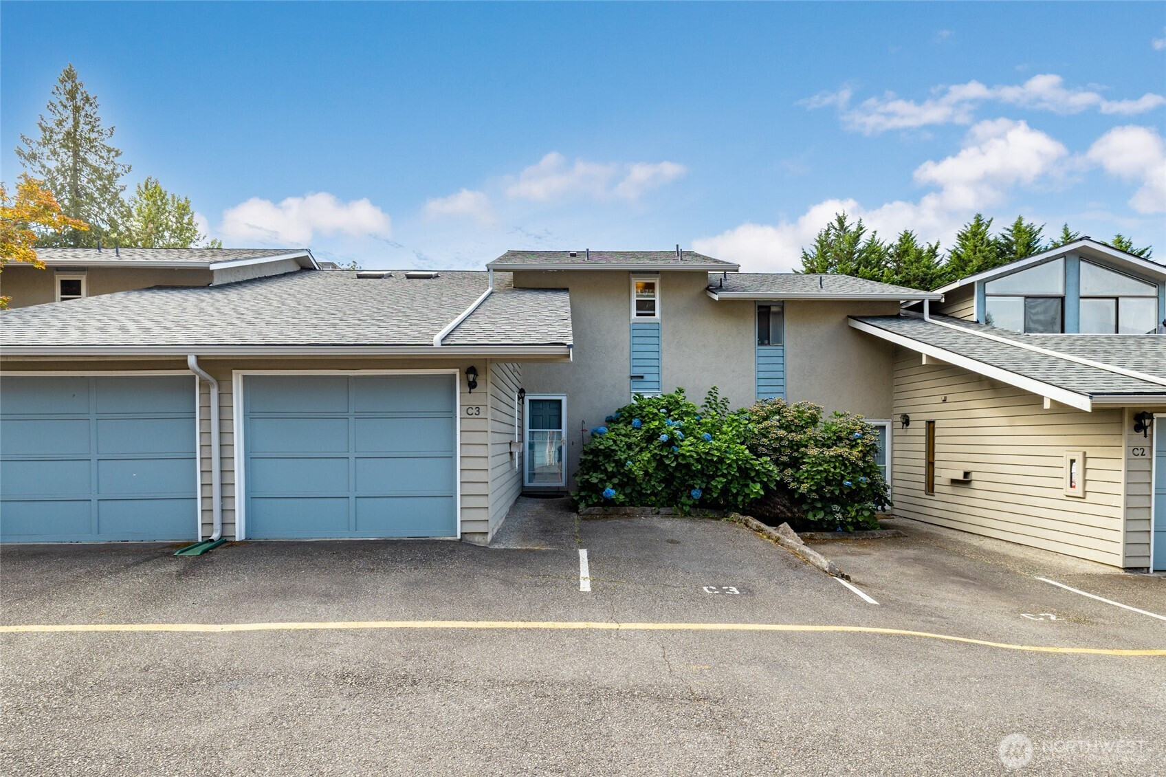 19215 40th Avenue W, Lynnwood, WA 98036