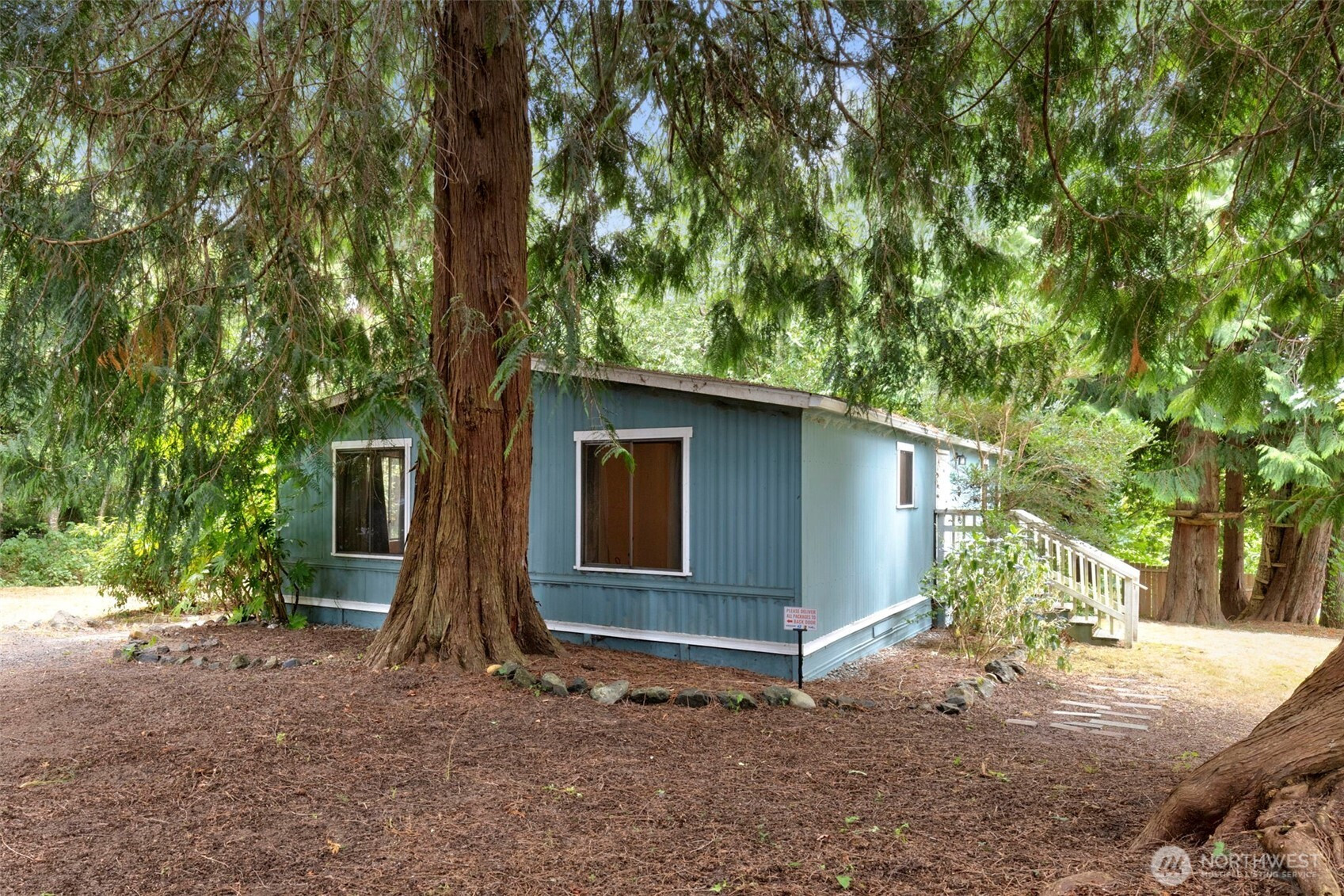 27648 Woodside Road NE, Kingston, WA 98346