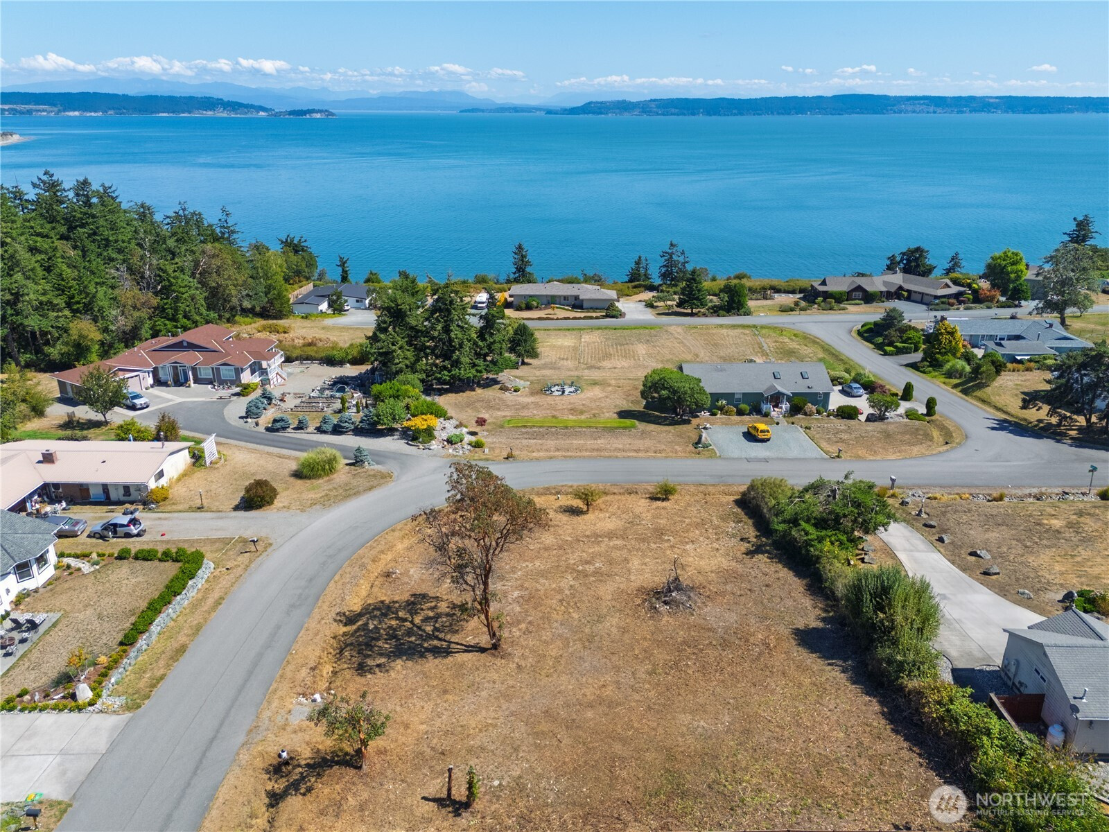 3 Canterbury Lane, Oak Harbor, WA 98277