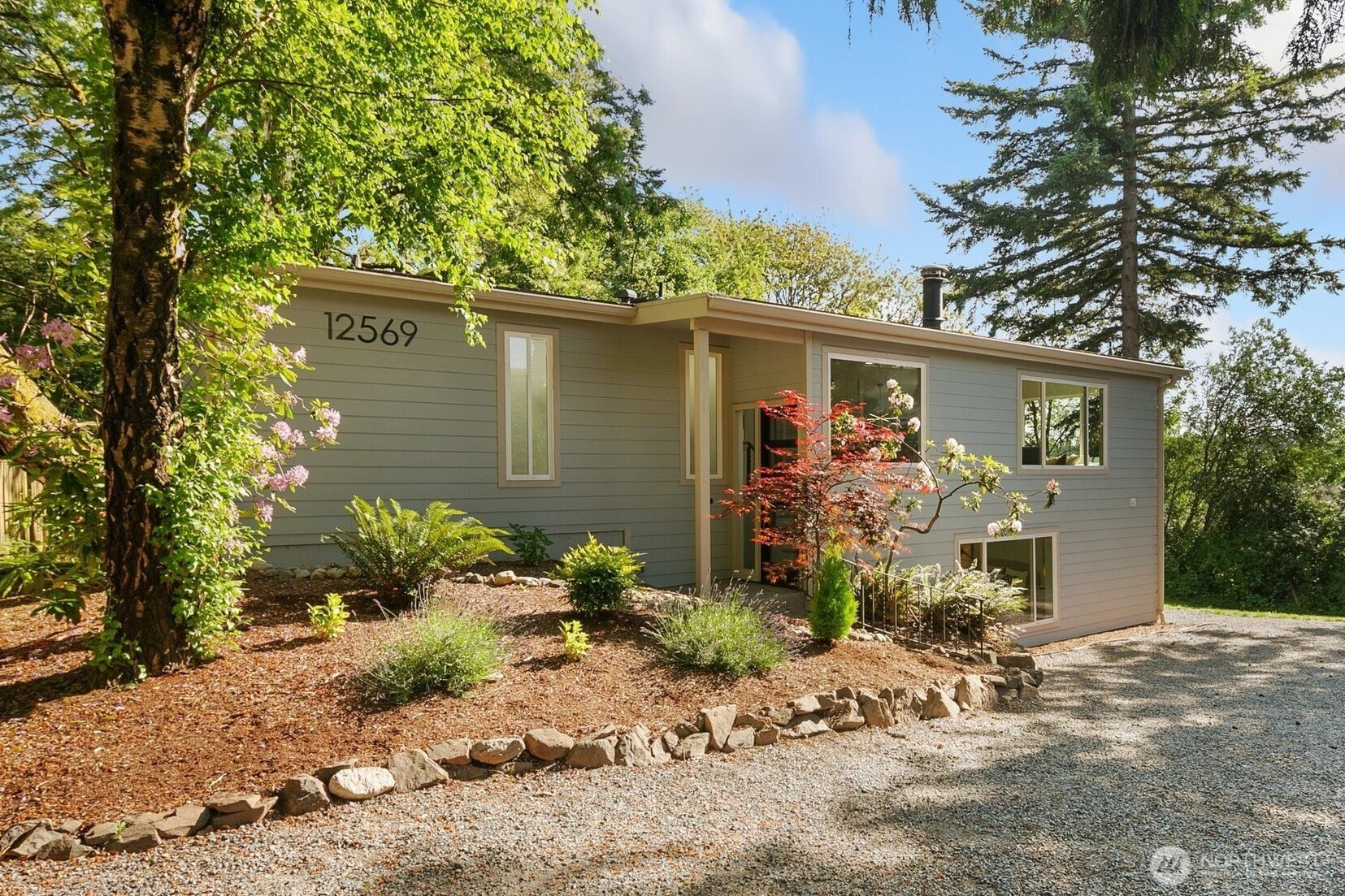 12569 37th Avenue NE, Seattle, WA 98125