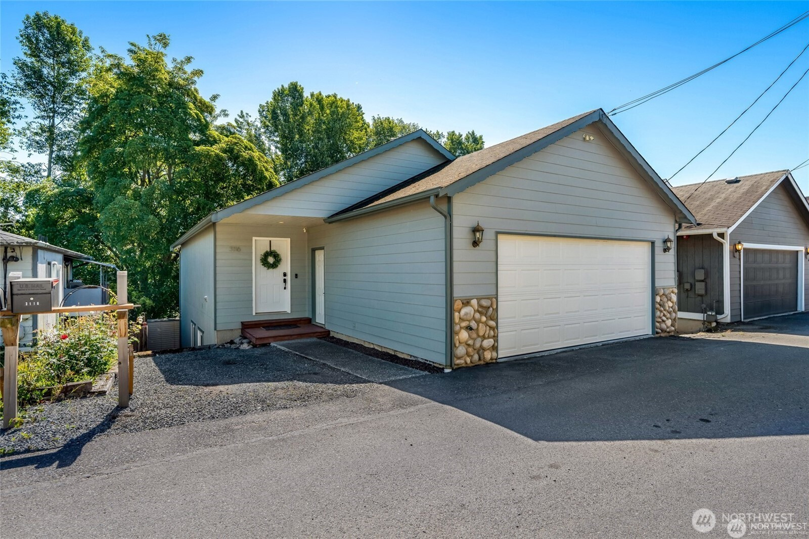 3116 12th Street, Everett, WA 98201
