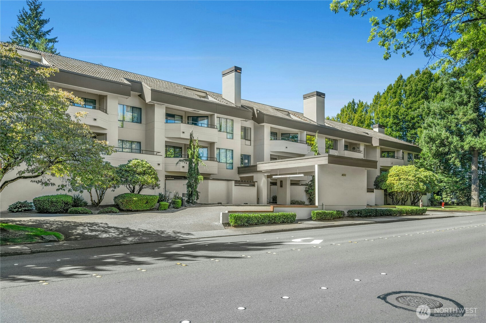 401 100th Avenue NE, Bellevue, WA 98004