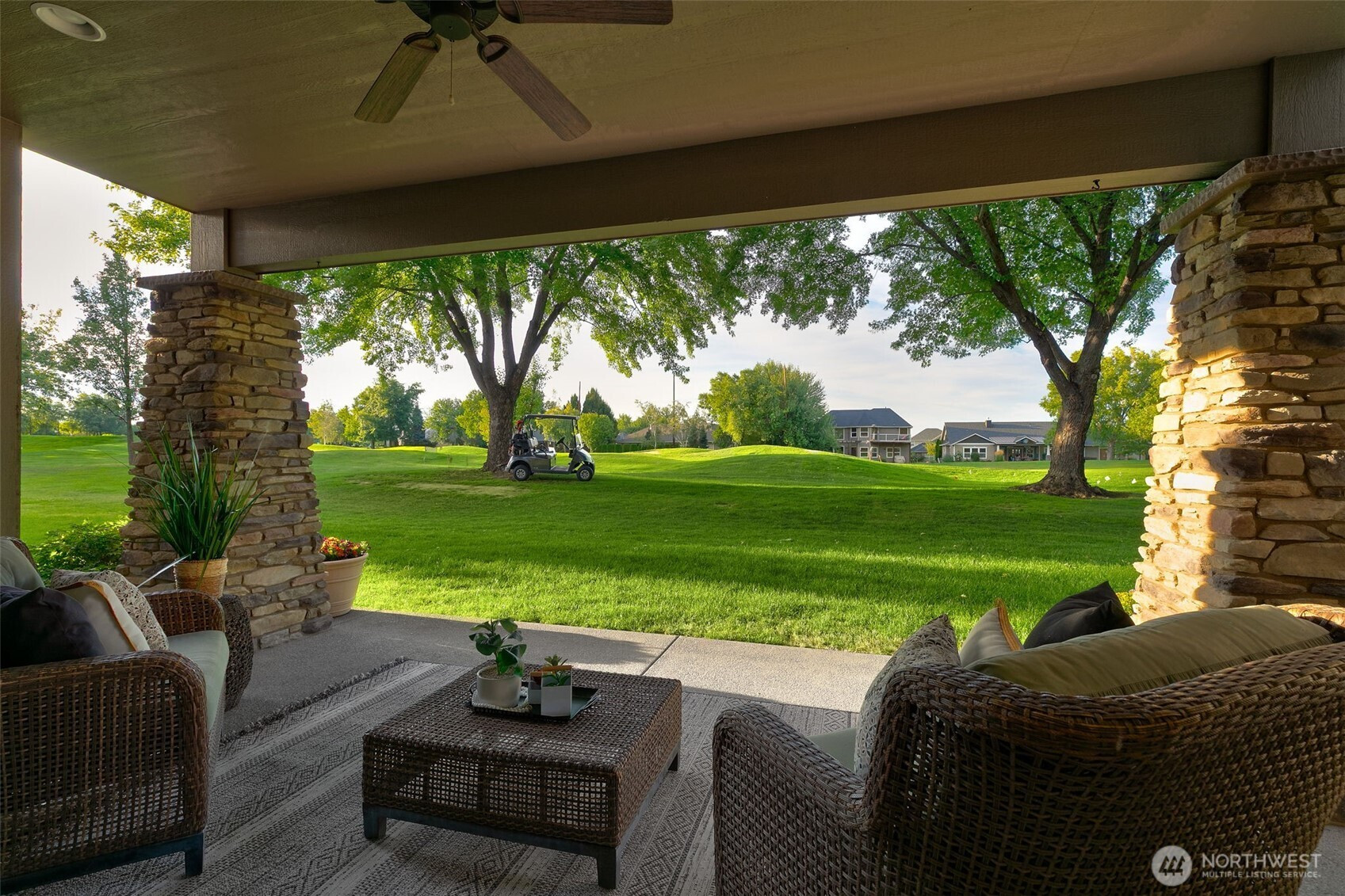8905 Occidental Road, Yakima, WA 98903