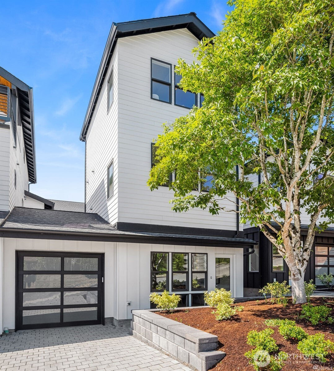 5547 S Morgan Street, Seattle, WA 98118