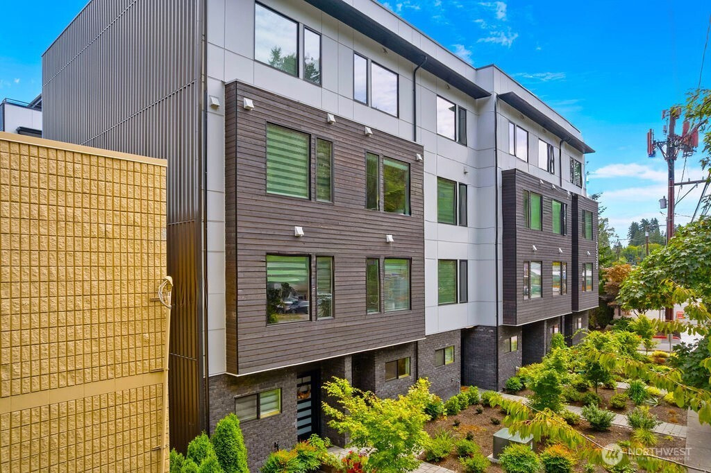 17338 Bothell Way NE, Bothell, WA 98011