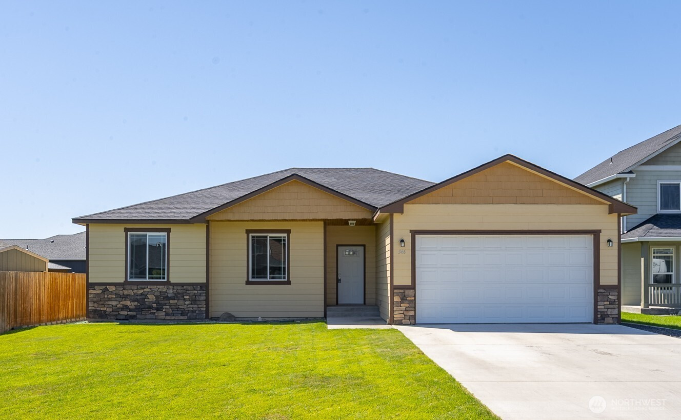 546 S Driftwood Lane, Moses Lake, WA 98837