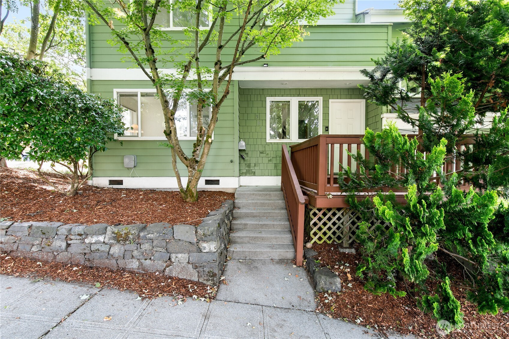 303 NW 56th Street, Seattle, WA 98107