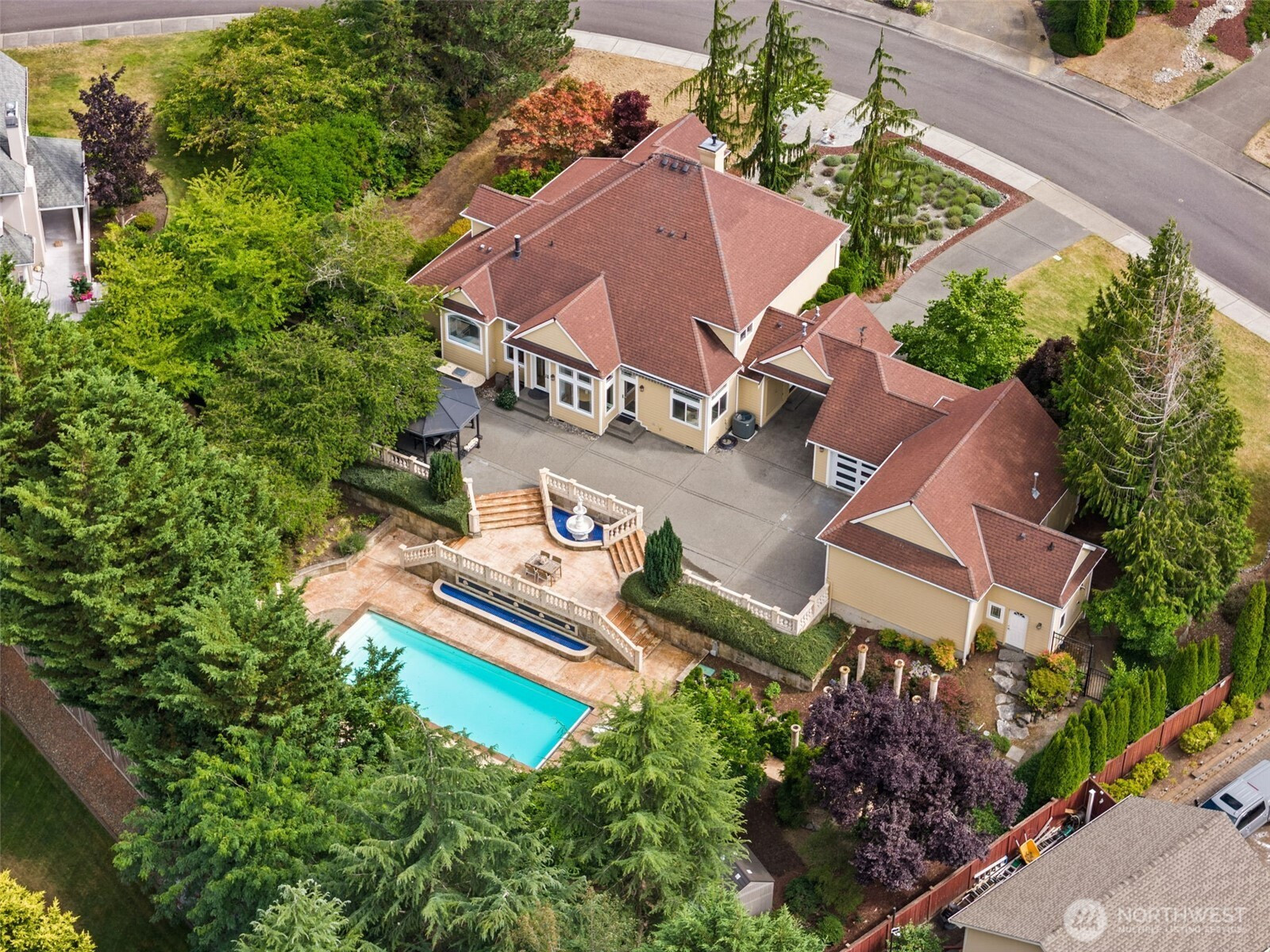 9032 22nd Way SE, Olympia, WA 98513
