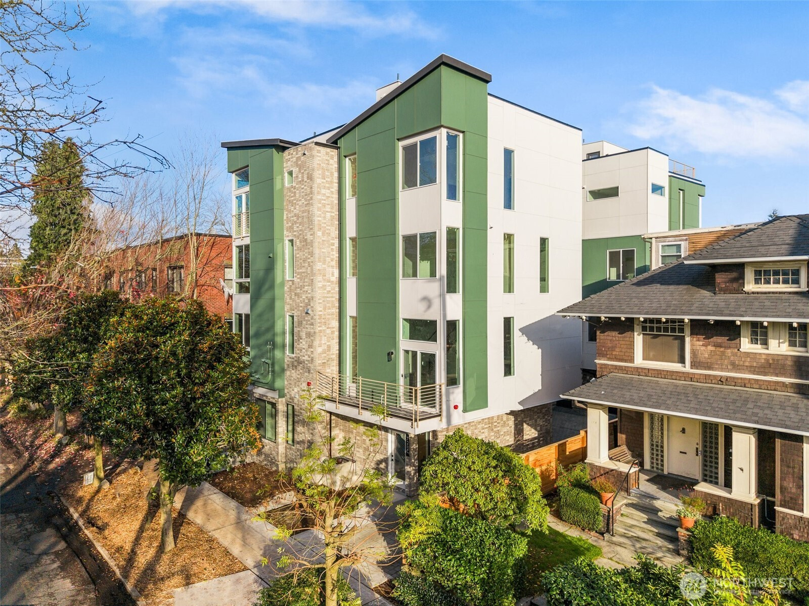 730 C Broadway E, Seattle, WA 98102