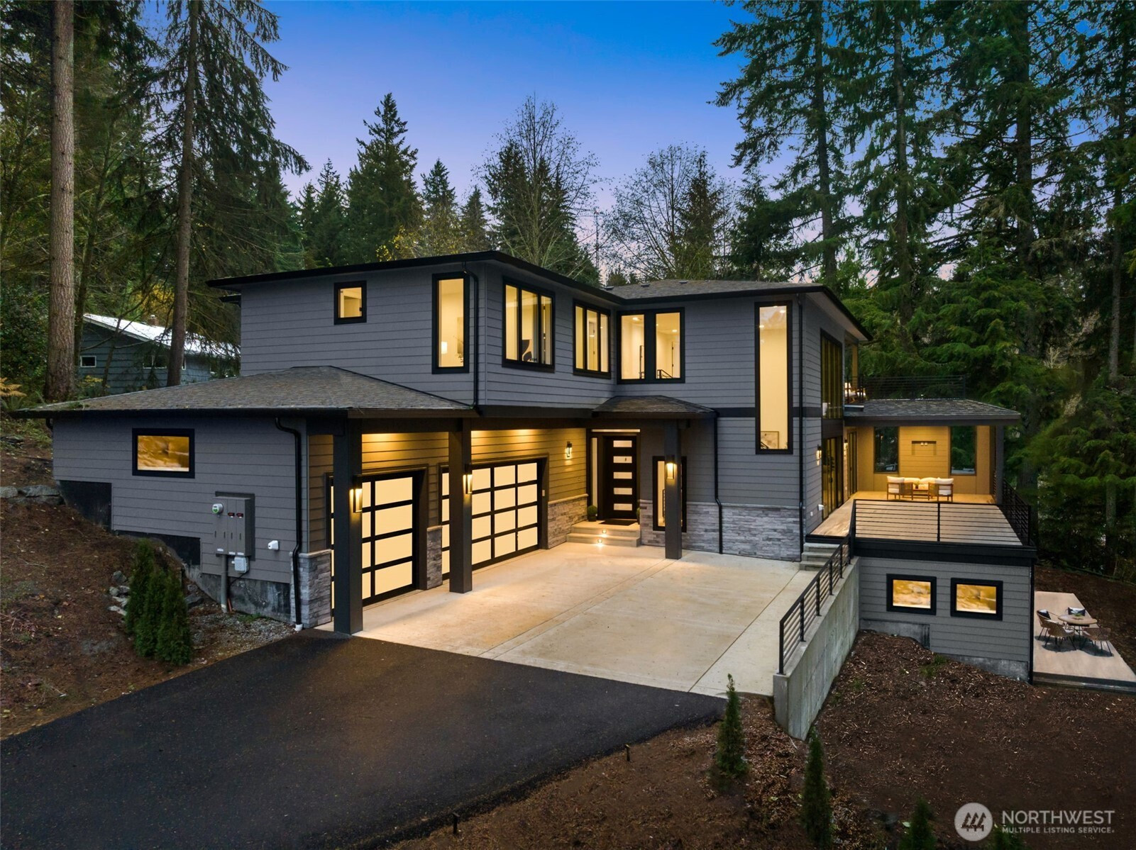 17720 SE 63rd Place, Bellevue, WA 98006