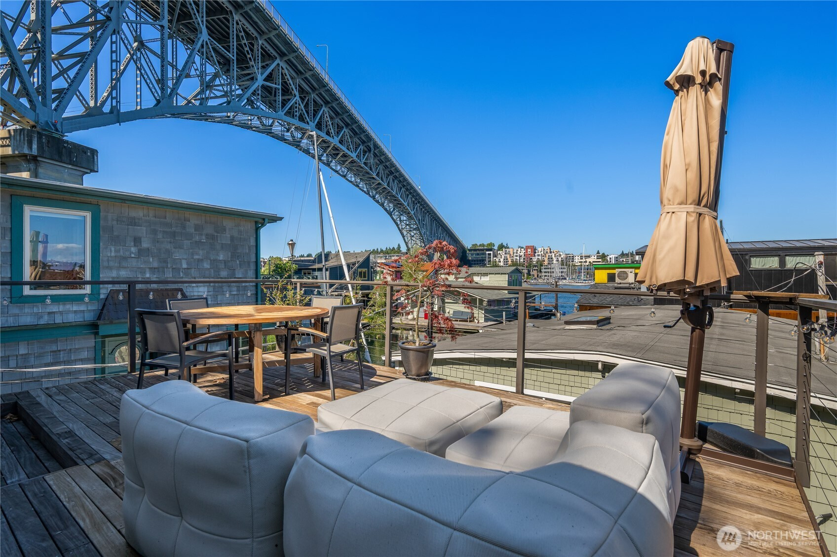 2766 Westlake Avenue N, Seattle, WA 98109