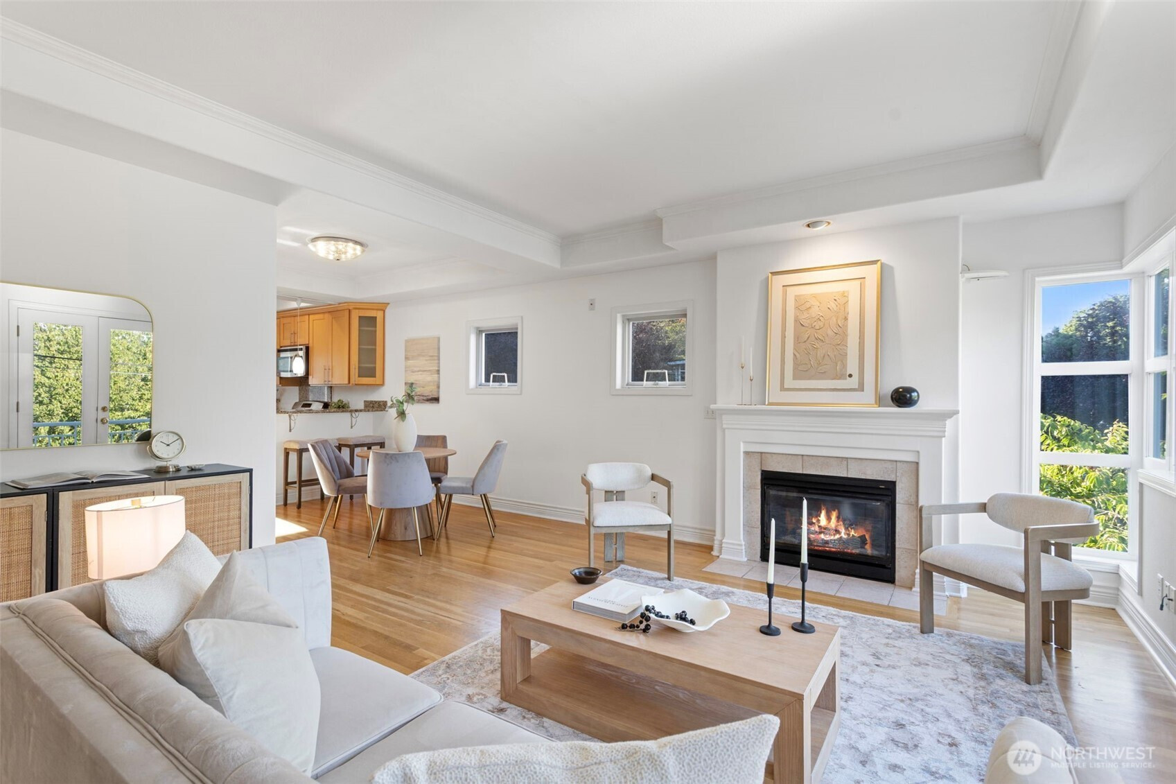 2301 W Crockett Street, Seattle, WA 98199