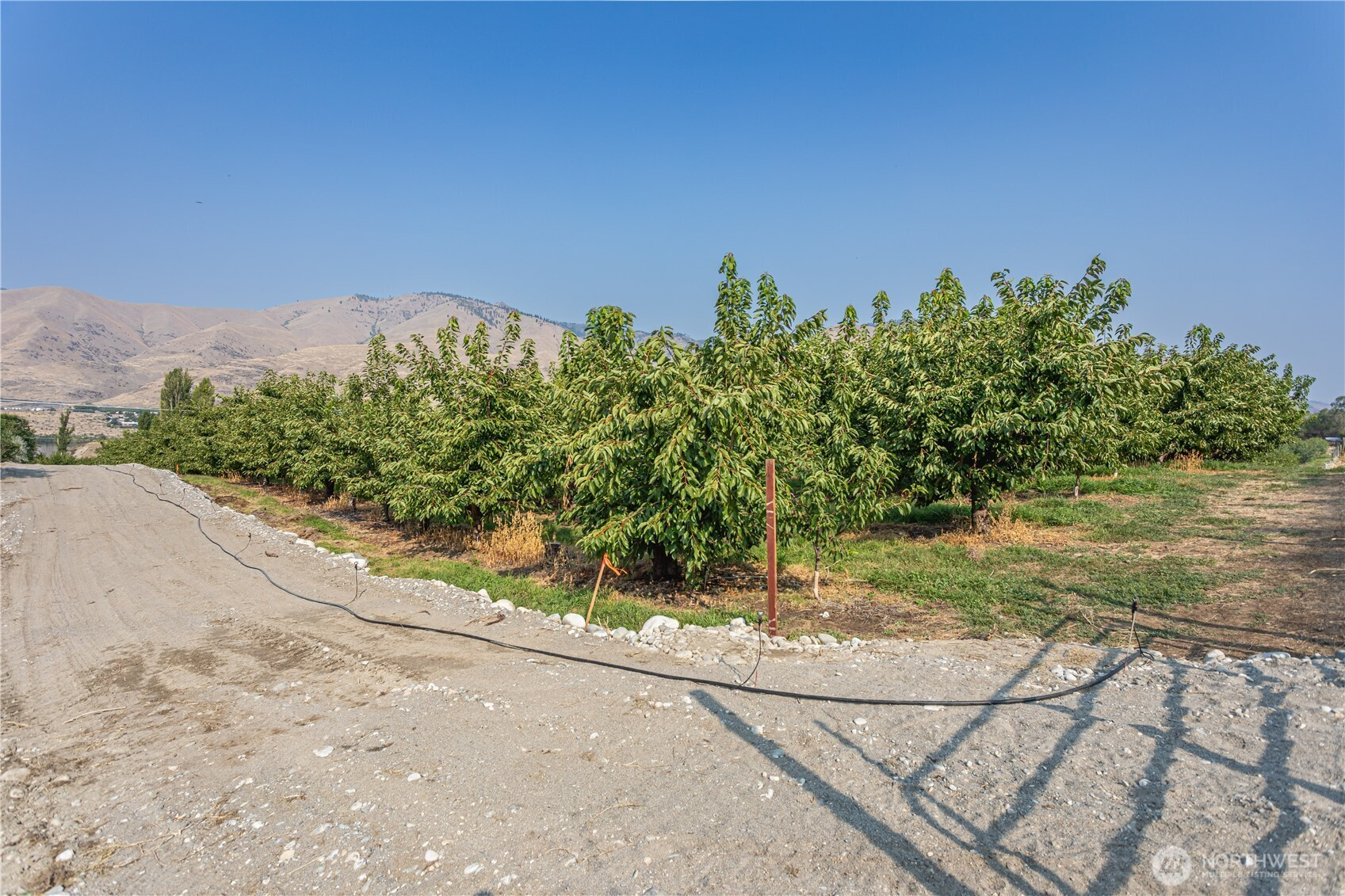 13512 US Highway 2, East Wenatchee, WA 98802