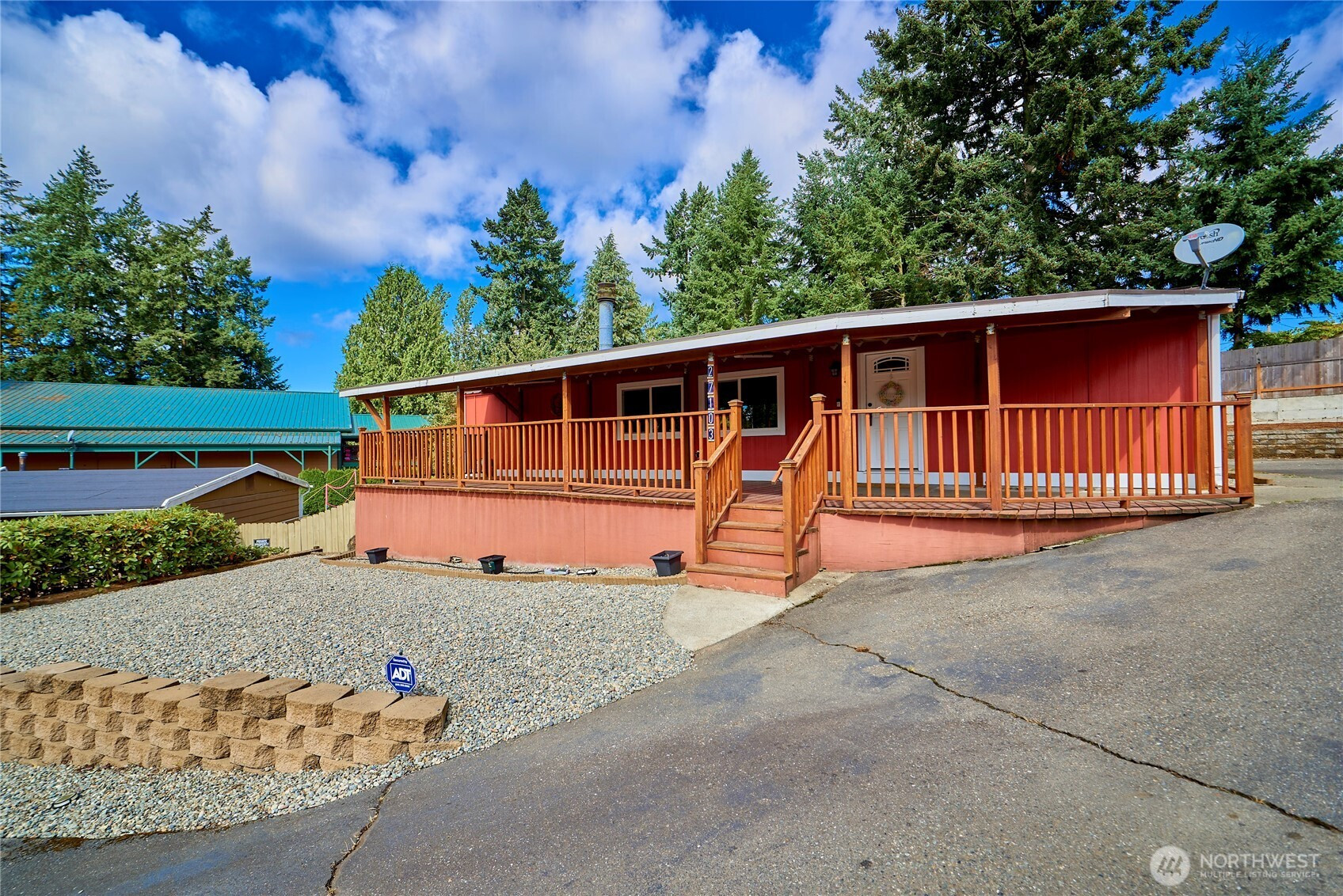 27103 41st Place S, Kent, WA 98032