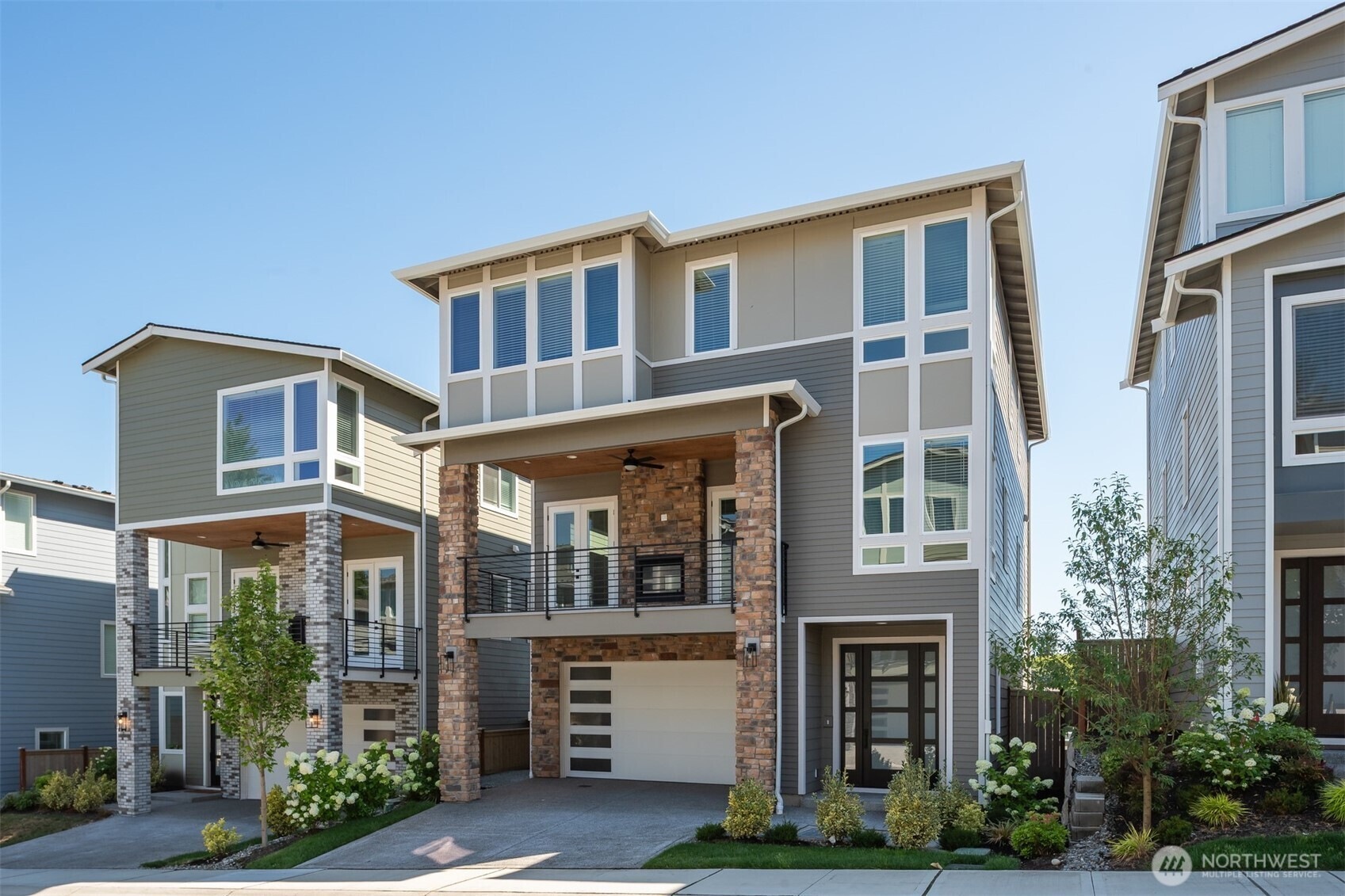 7545 S 129th Place, Seattle, WA 98178