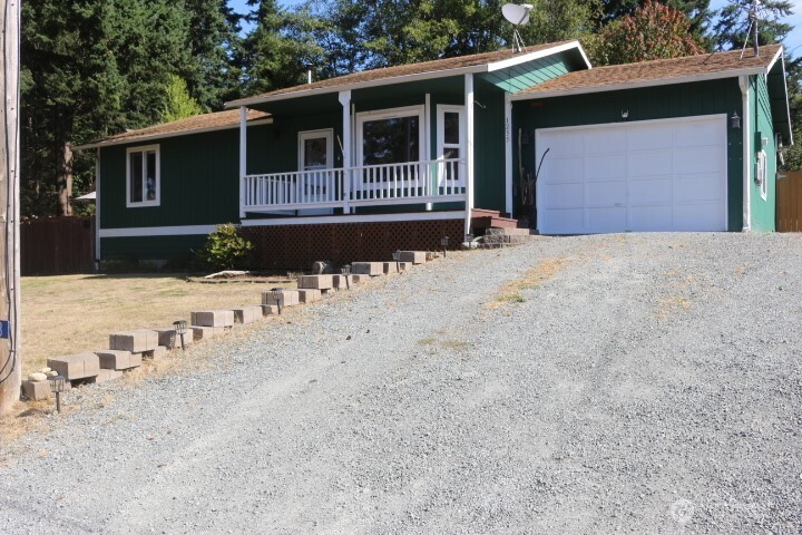 1233 Rickover Dr., Coupeville, WA 98239