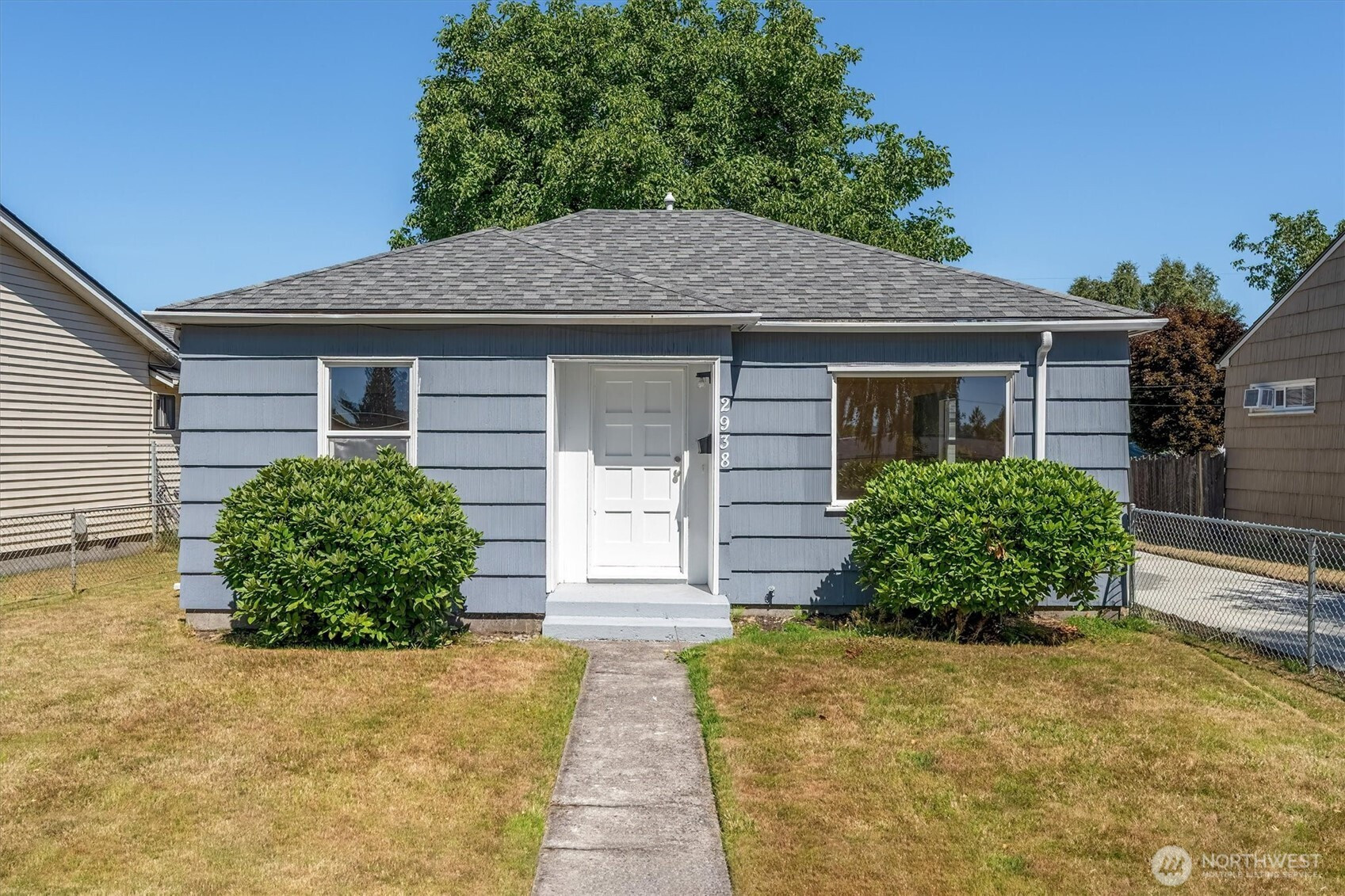 2938 Washington Way, Longview, WA 98632