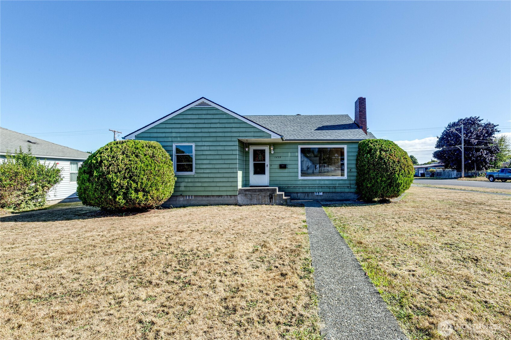 1233 Georgiana Street, Port Angeles, WA 98362