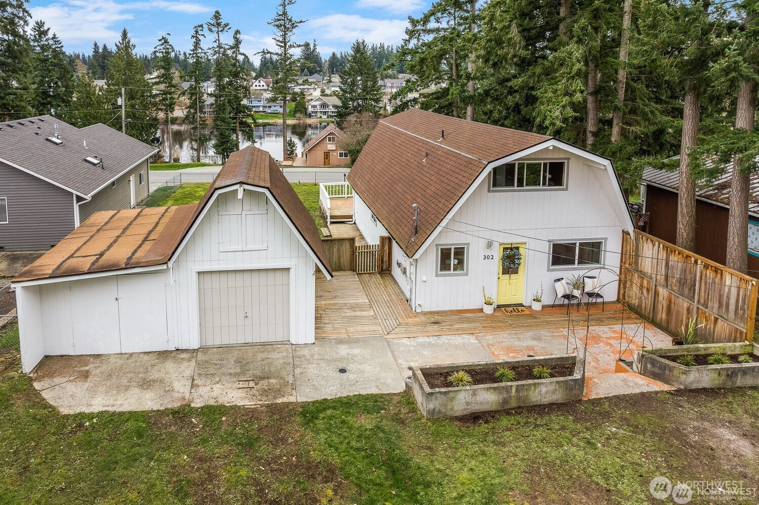 302 Melrose Drive, Camano Island, WA 98282