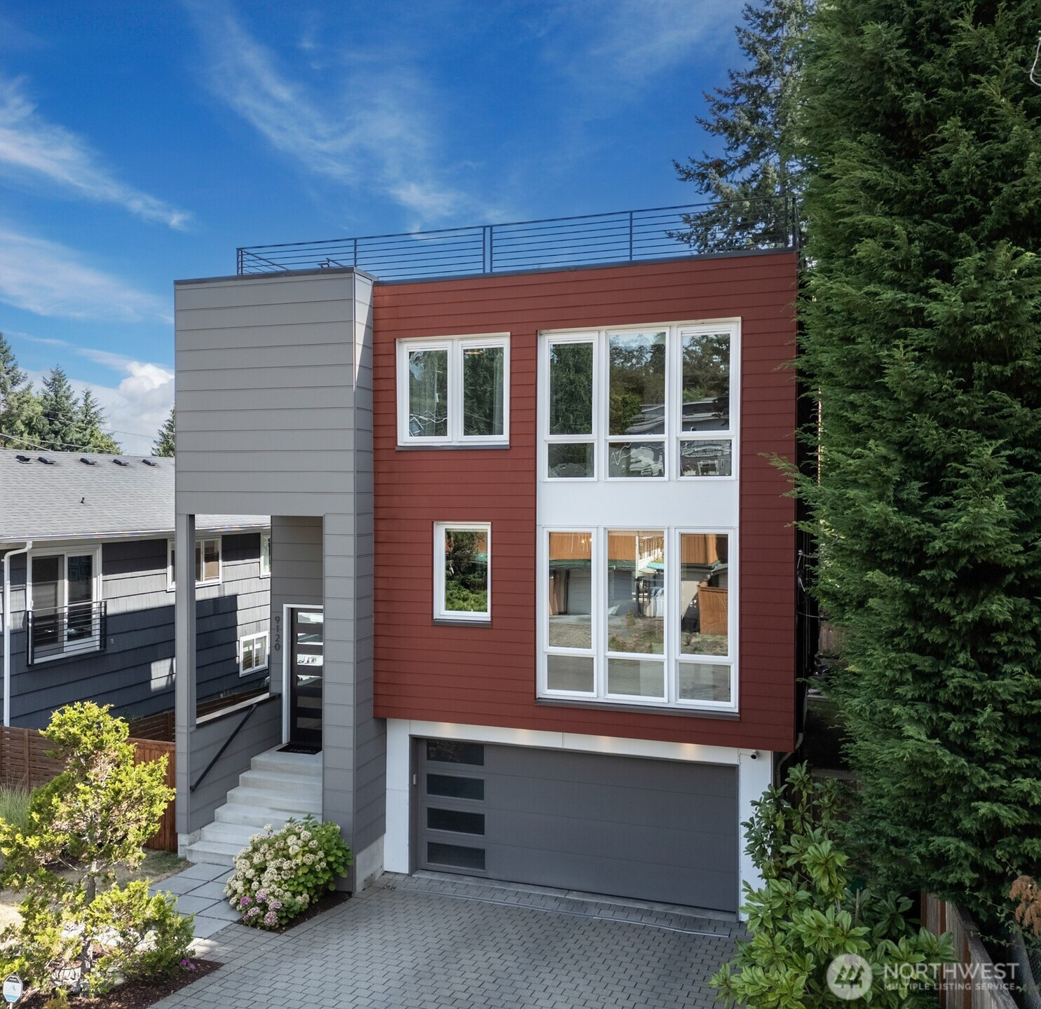 9120 38th Avenue NE, Seattle, WA 98115