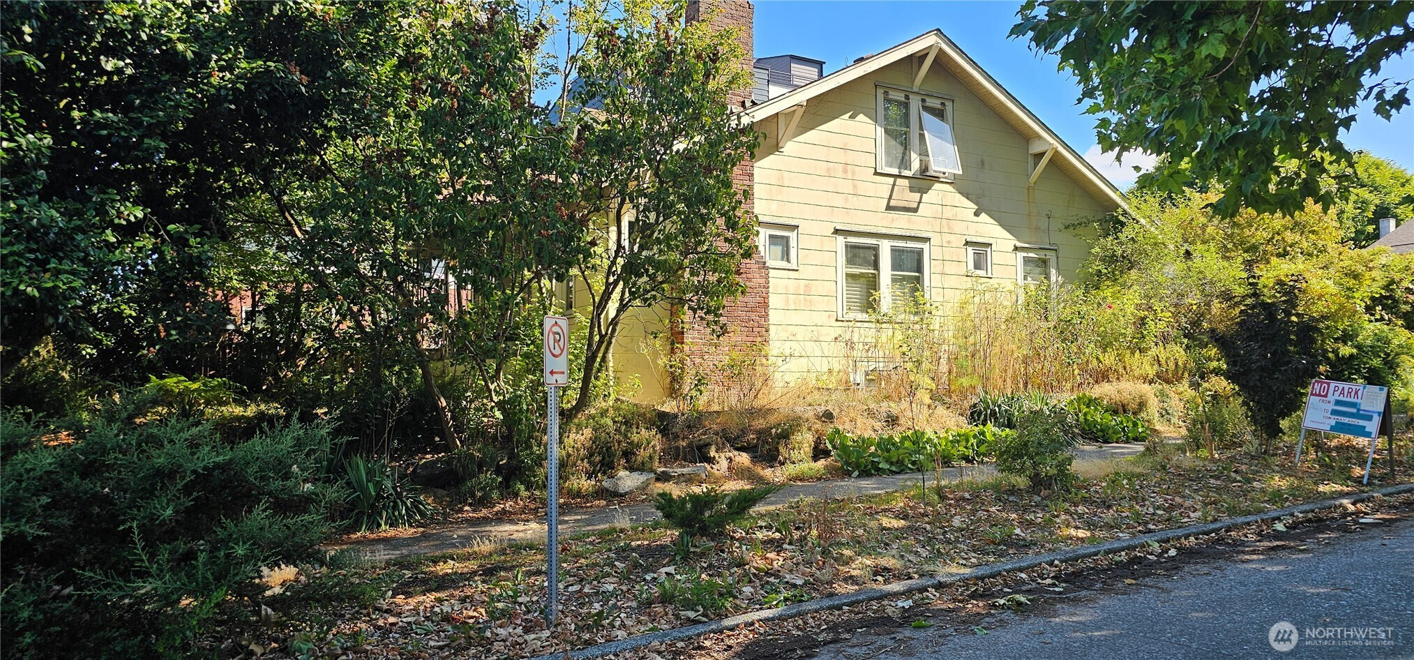 4302 Woodlawn Avenue N, Seattle, WA 98103