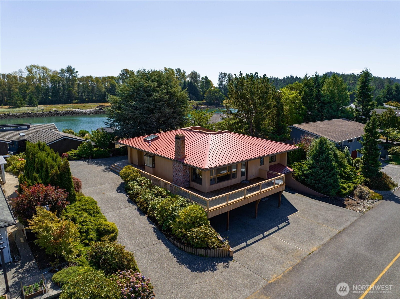 820 Shoshone Drive, La Conner, WA 98257
