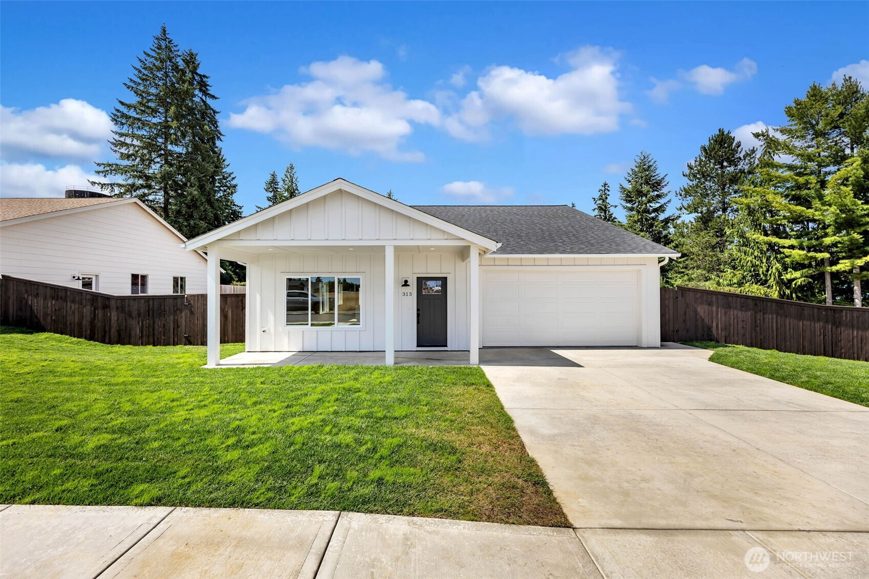 313 Cap Avenue, Winlock, WA 98596