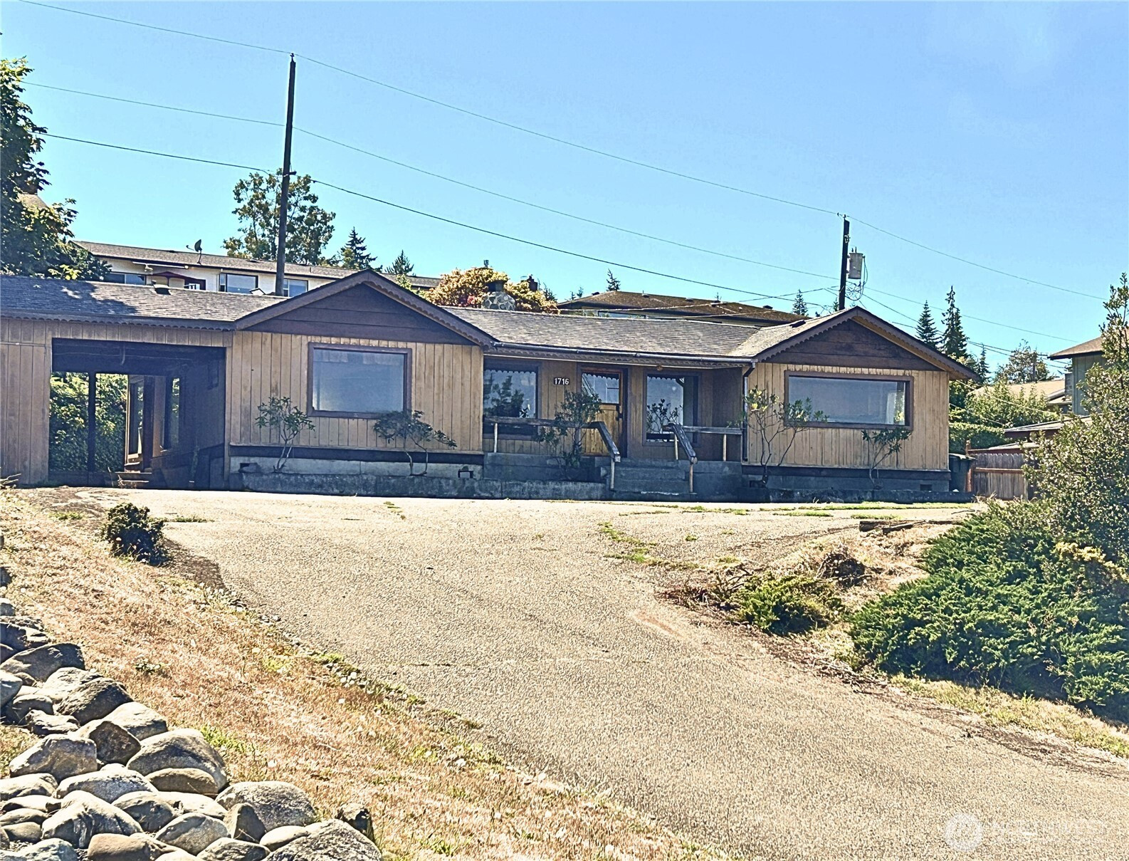 1716 E Third Street, Port Angeles, WA 98362