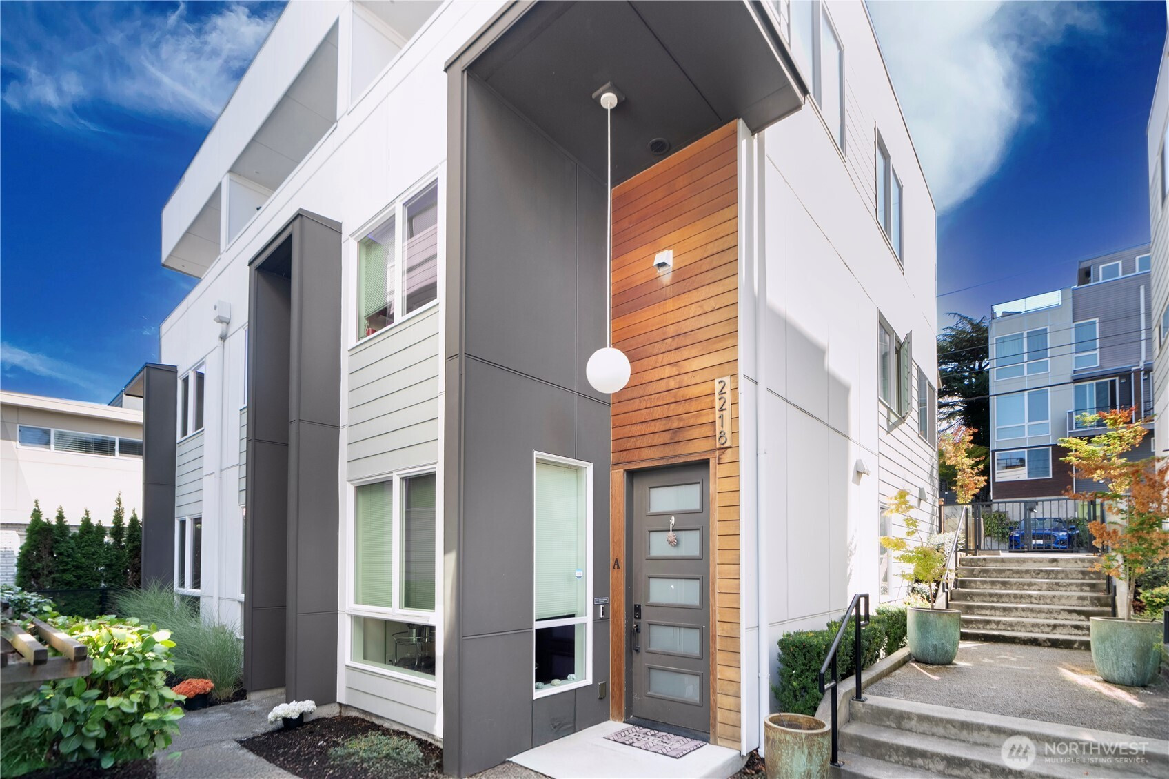 2218 Franklin Avenue E, Seattle, WA 98102