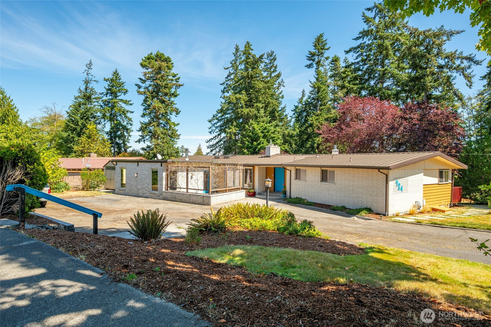 984 SW 6th Avenue, Oak Harbor, WA 98277