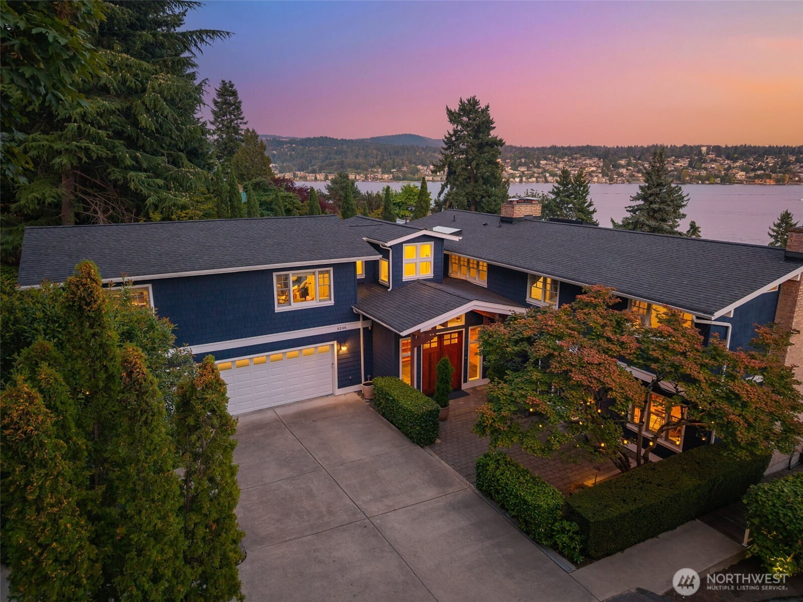 8246 E Mercer Way, Mercer Island, WA 98040