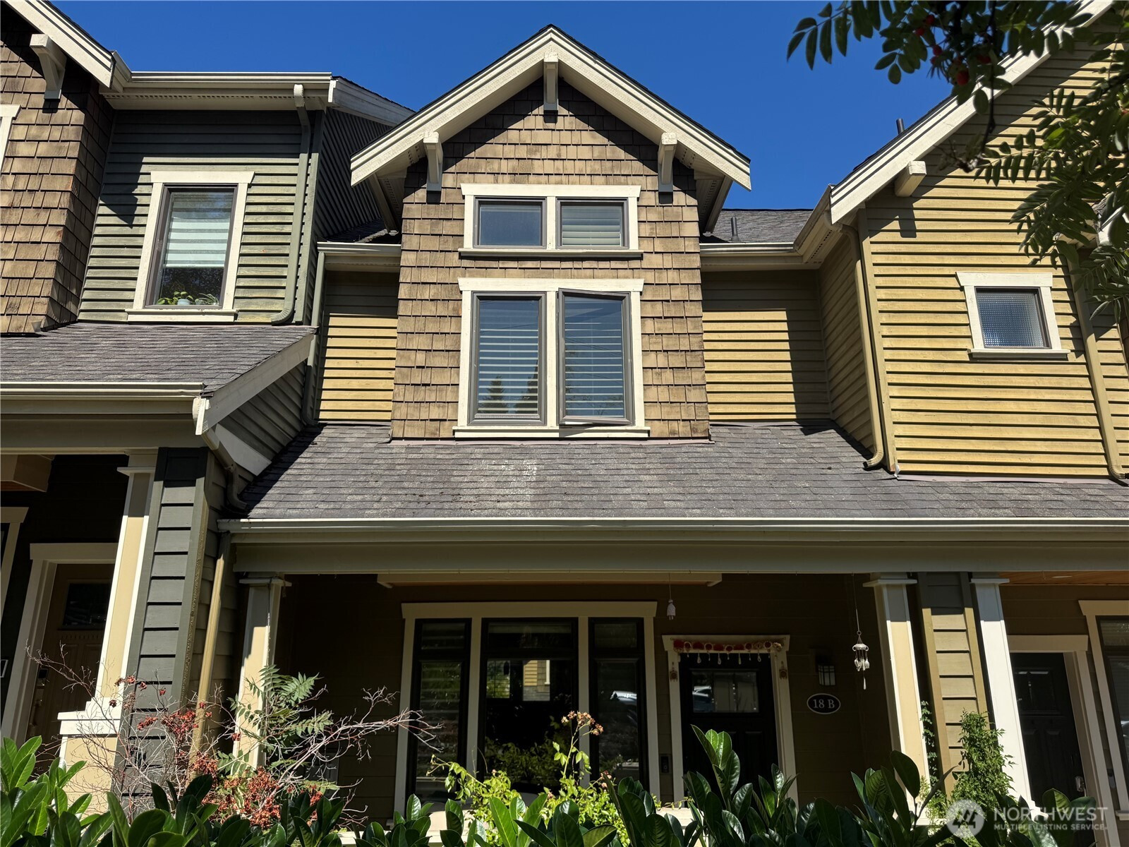18 W Etruria Street, Seattle, WA 98119