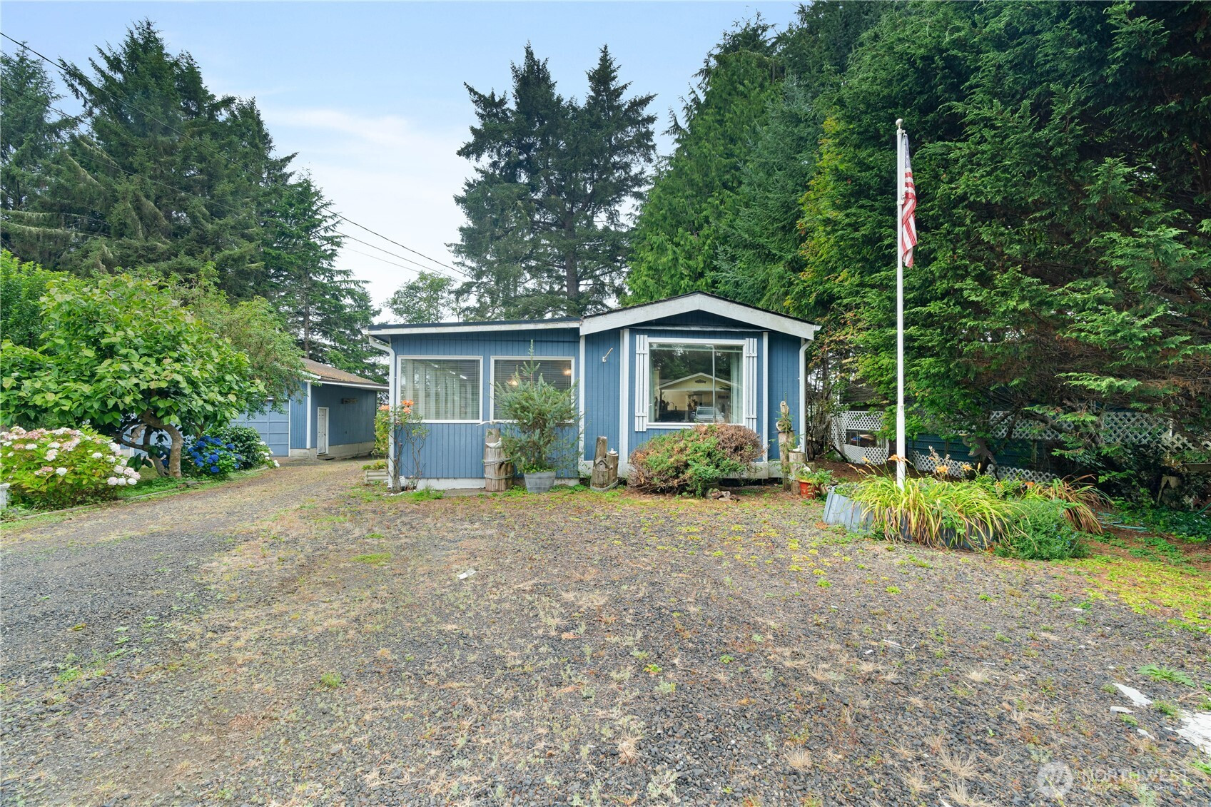 23 Cole Street, Copalis Beach, WA 98535